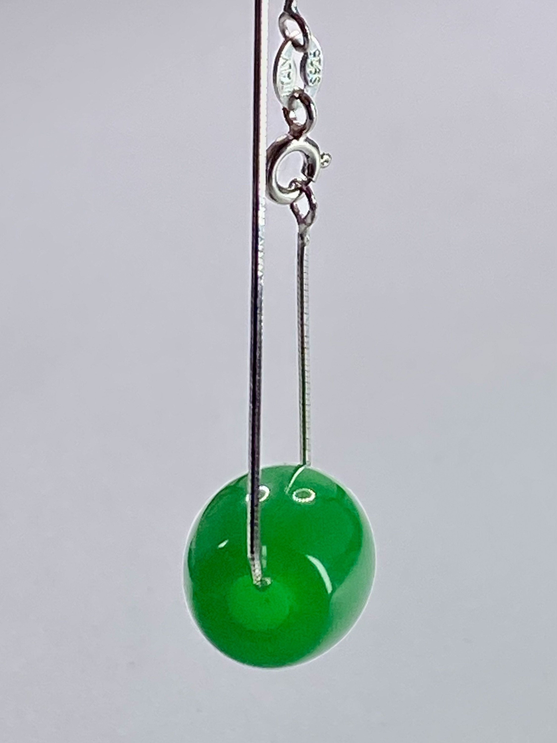 Natural Green Jade Pendant Including the Solid Silver Chain