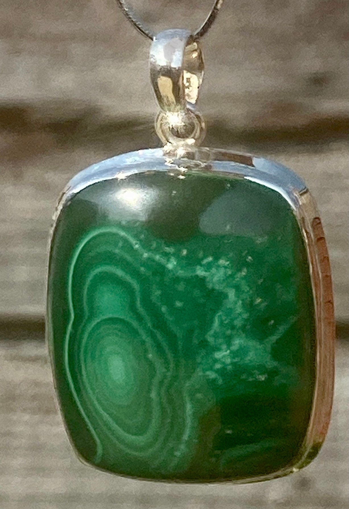 Natural Malachite (A+) and Silver Pendant Including the Chain (SG)