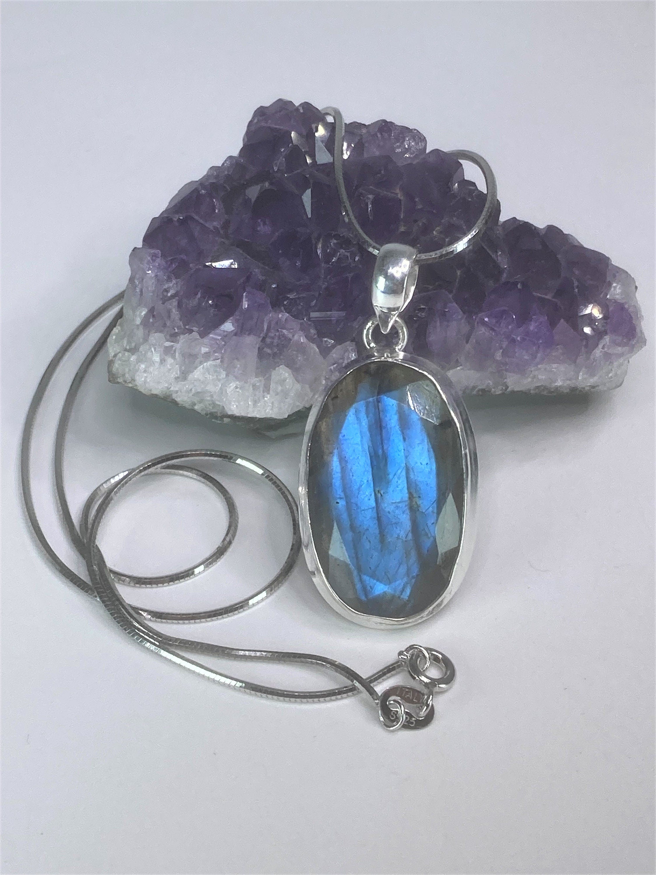 Blue Labradorite and Sterling Silver Pendant (M03)