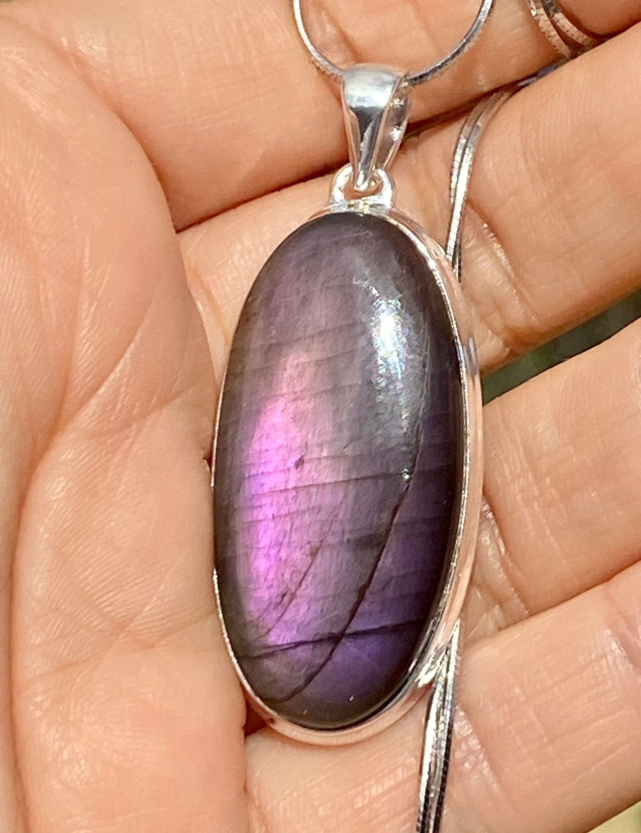 Grade A - Rare Purple Labradorite and Silver Pendant (GPFLP1)