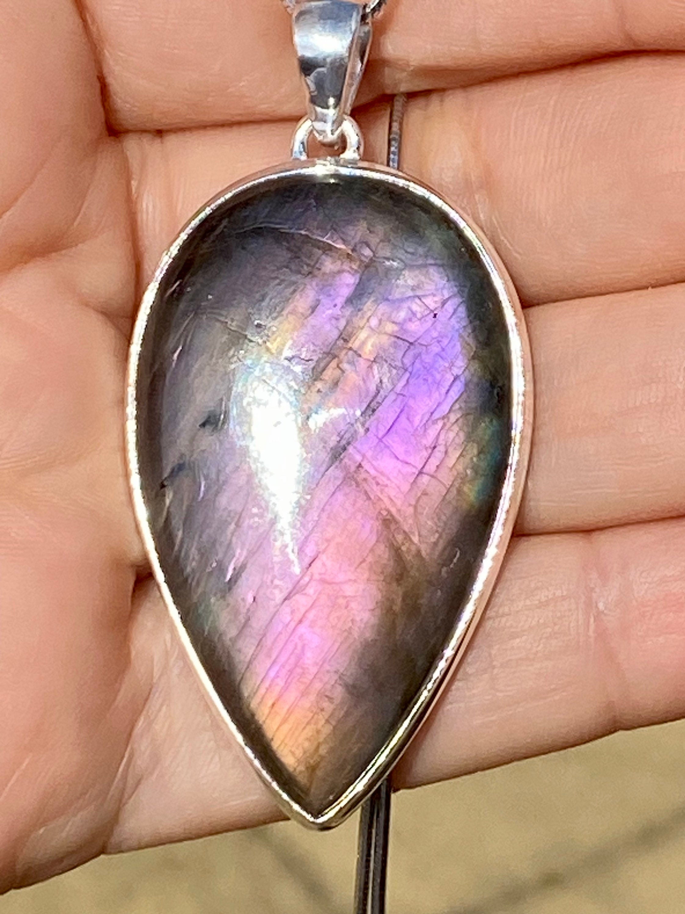 Grade A - Rare Purple Labradorite and Silver Pendant (GPFLP1)