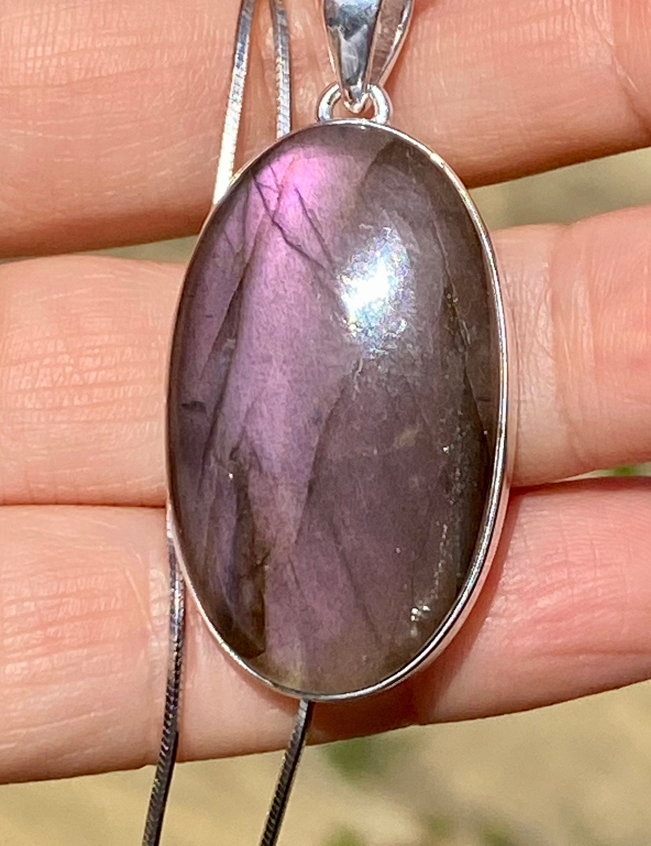 Grade A - Rare Purple Labradorite and Silver Pendant (GPFLP1)