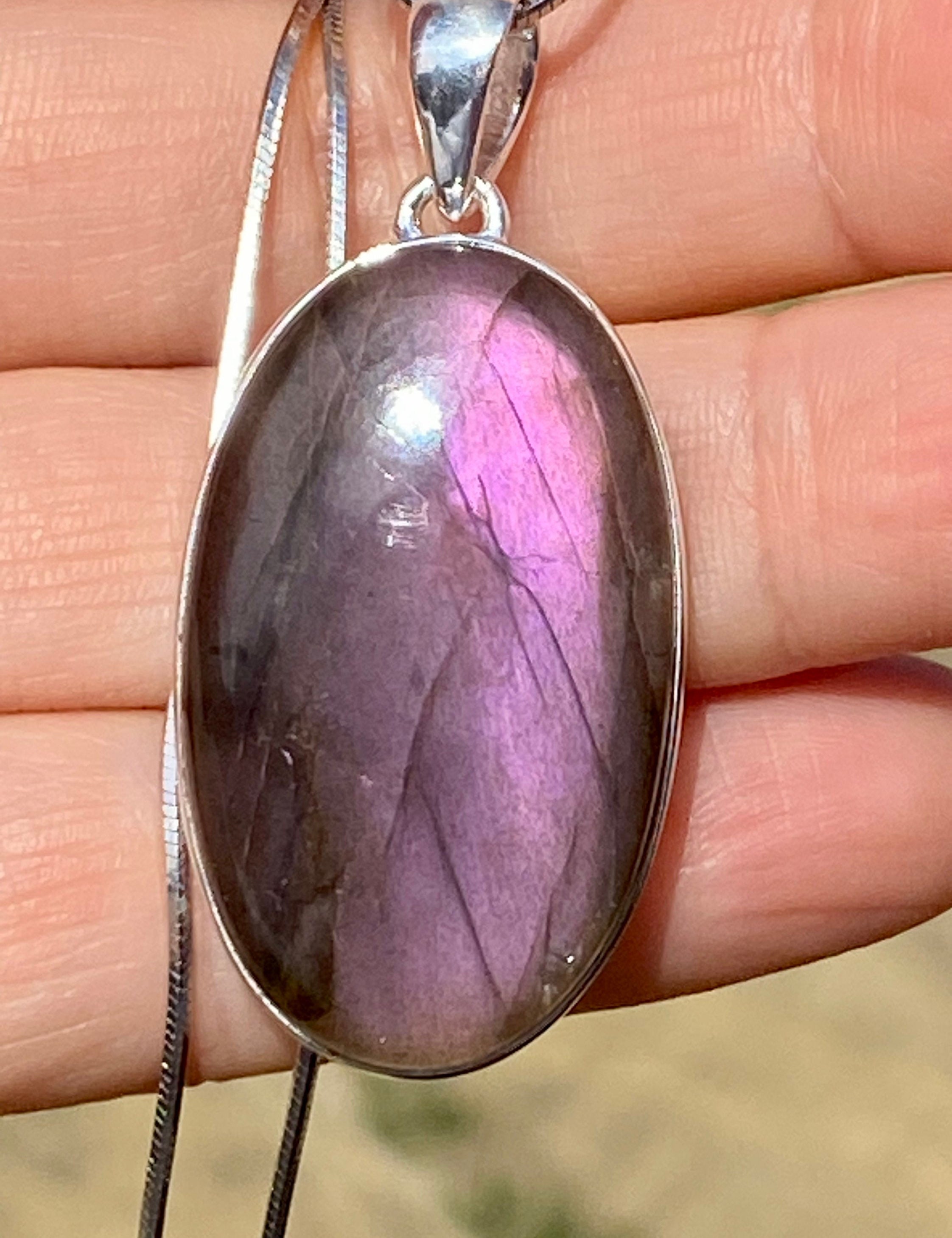 Grade A - Rare Purple Labradorite and Silver Pendant (GPFLP1)