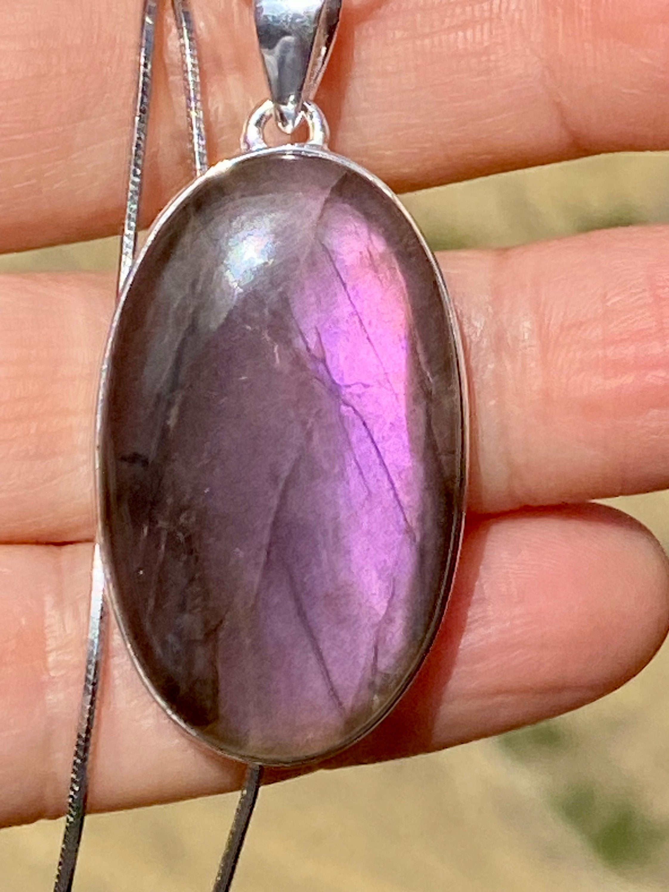 Grade A - Rare Purple Labradorite and Silver Pendant (GPFLP1)