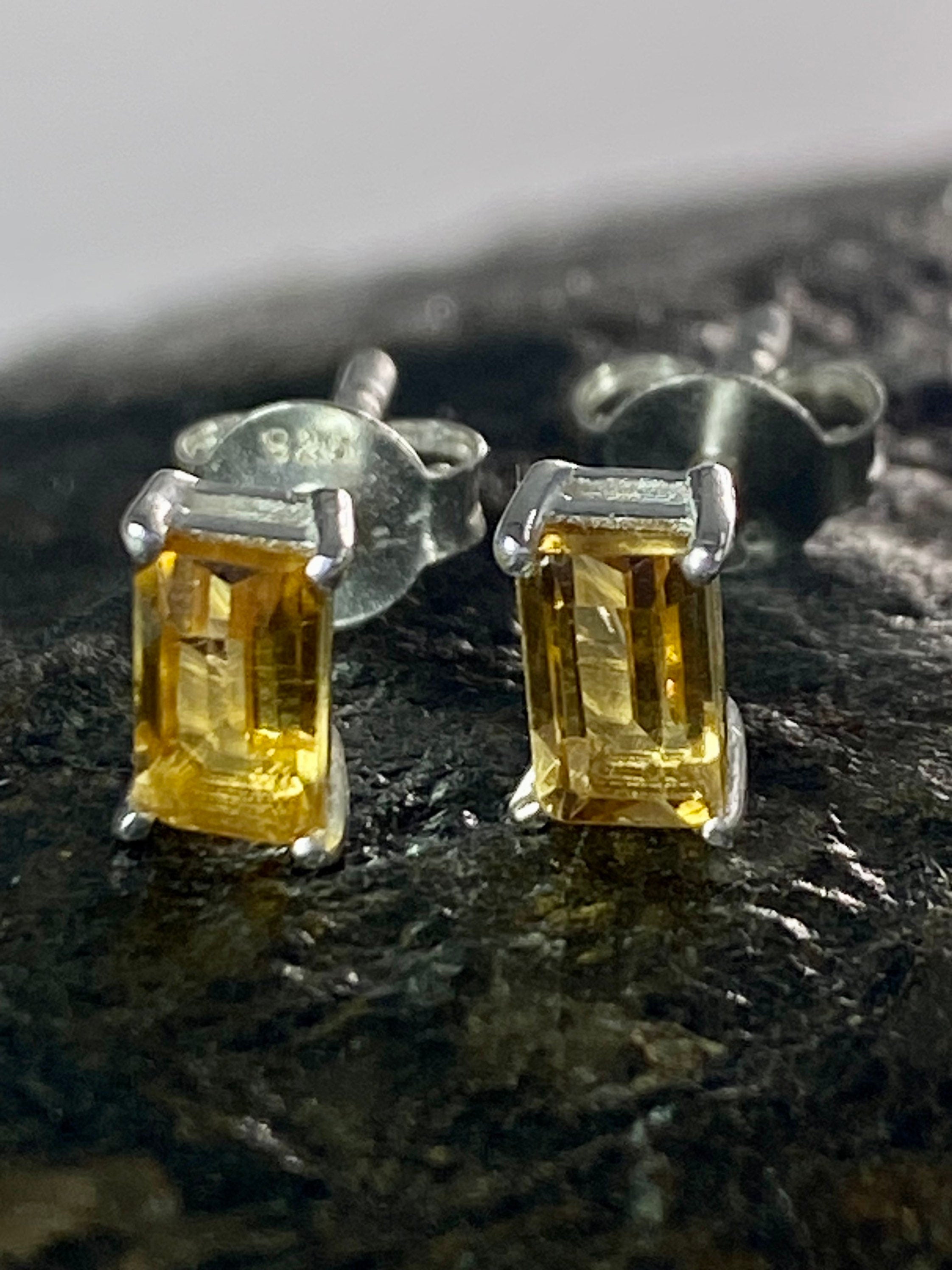 Baguette-cut Citrine and Sterling Silver Studs UV