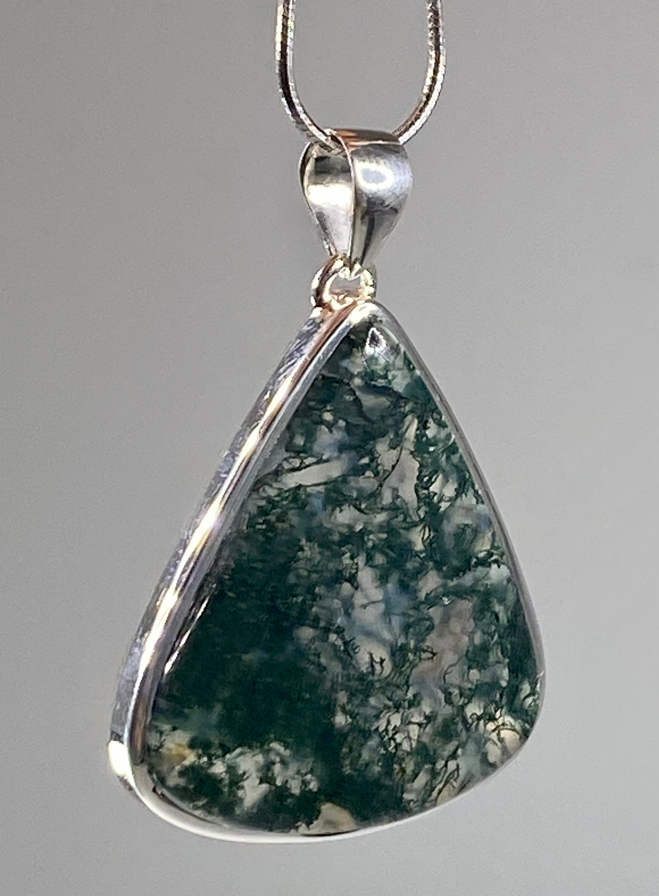 Moss Agate and Silver Pendant (UV1234)