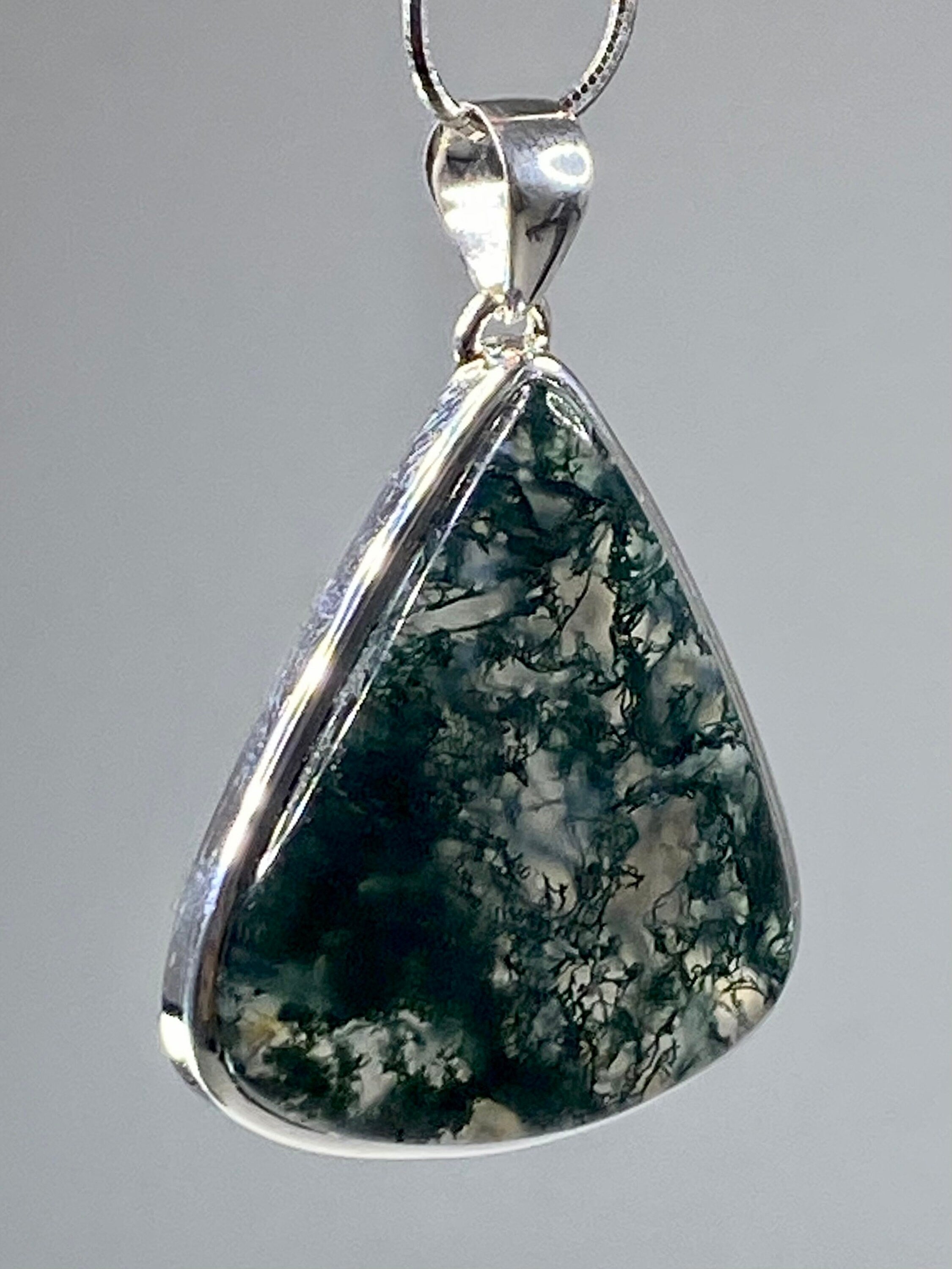 Moss Agate and Silver Pendant (UV1234)