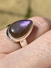 AAA Quality Labradorite and Silver Ring (UV1063)