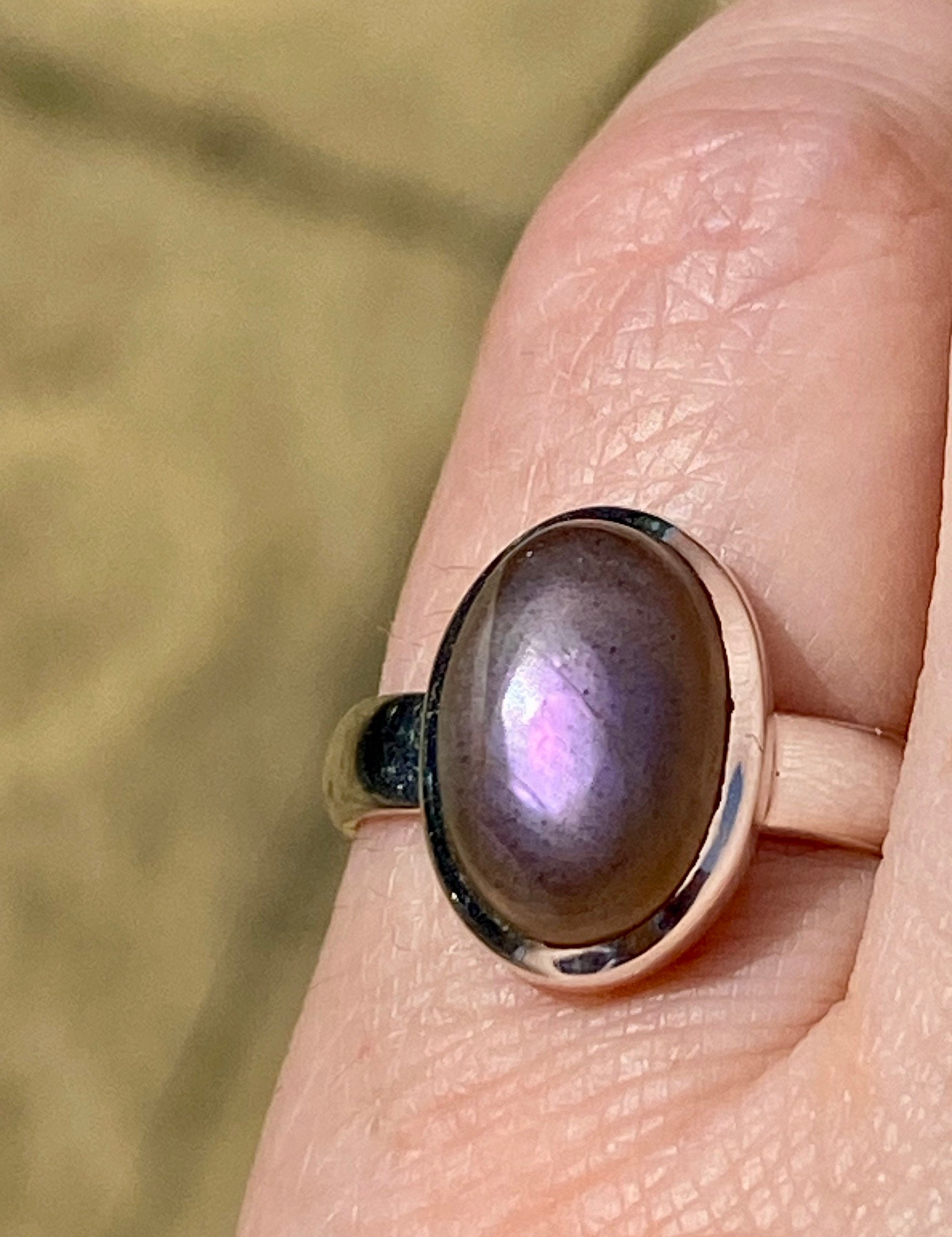 AAA Quality Labradorite and Silver Ring (UV1090)