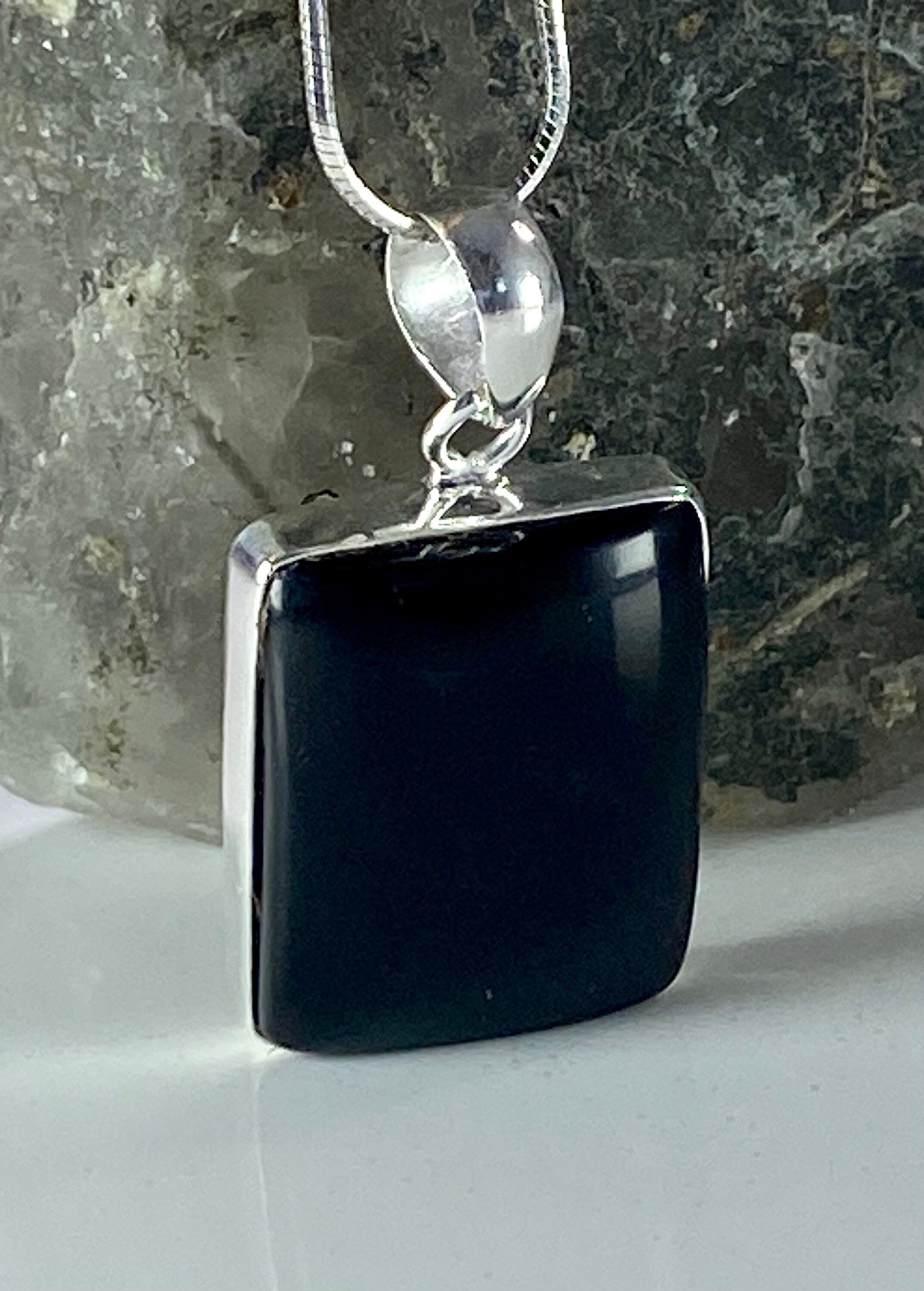 Hematite and Silver Pendant Including the Chain (M0523)