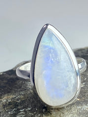 Blue Fire Moonstone and Sterling Silver Ring (M0523)