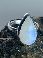 Blue Fire Moonstone and Sterling Silver Ring (M0523)