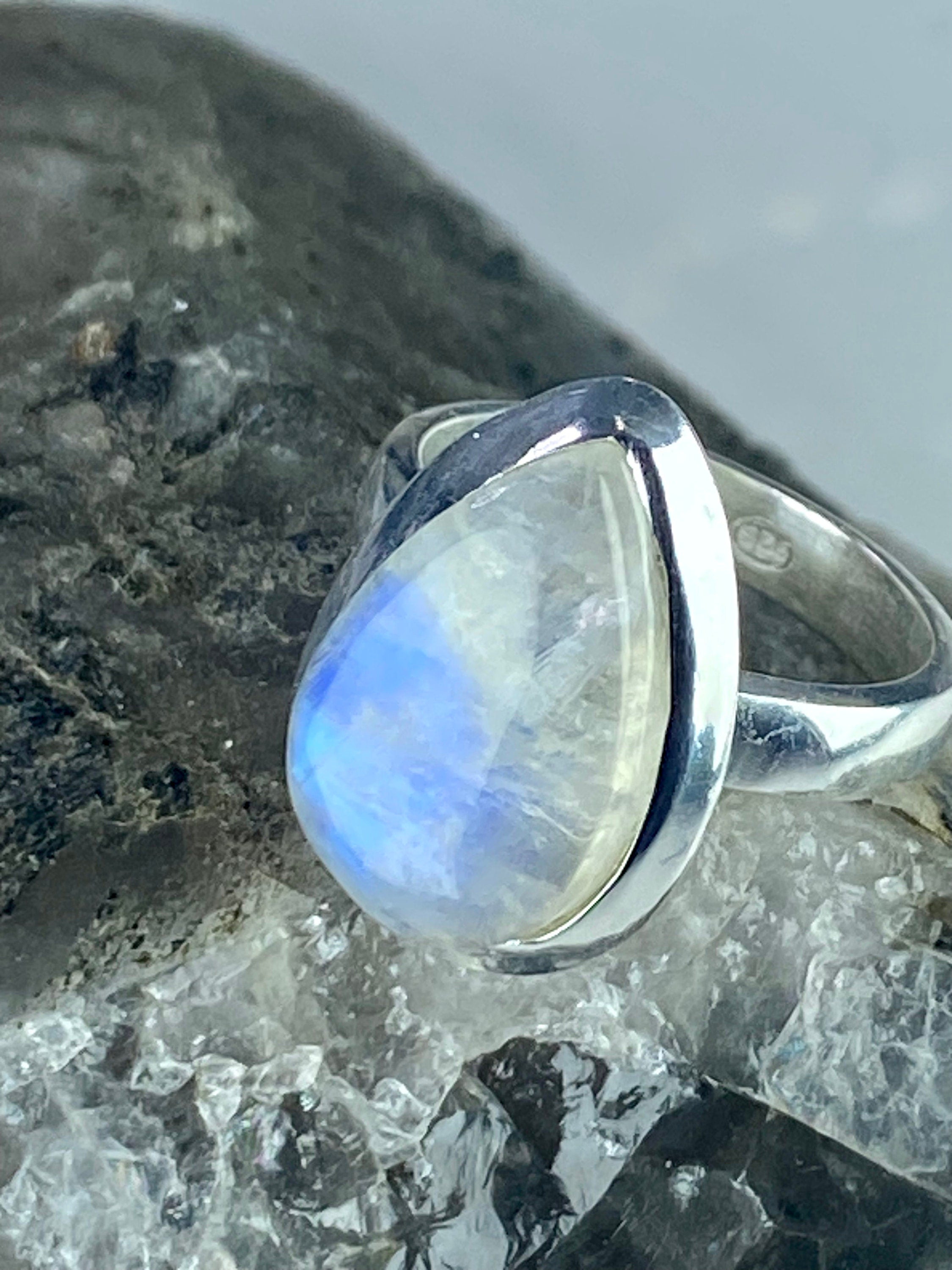 Blue Fire Moonstone and Sterling Silver Ring (M0523)