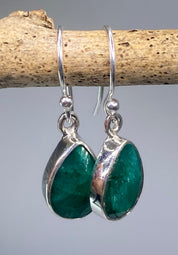 Raw Emerald and Silver Dangle Earrings (YM1)