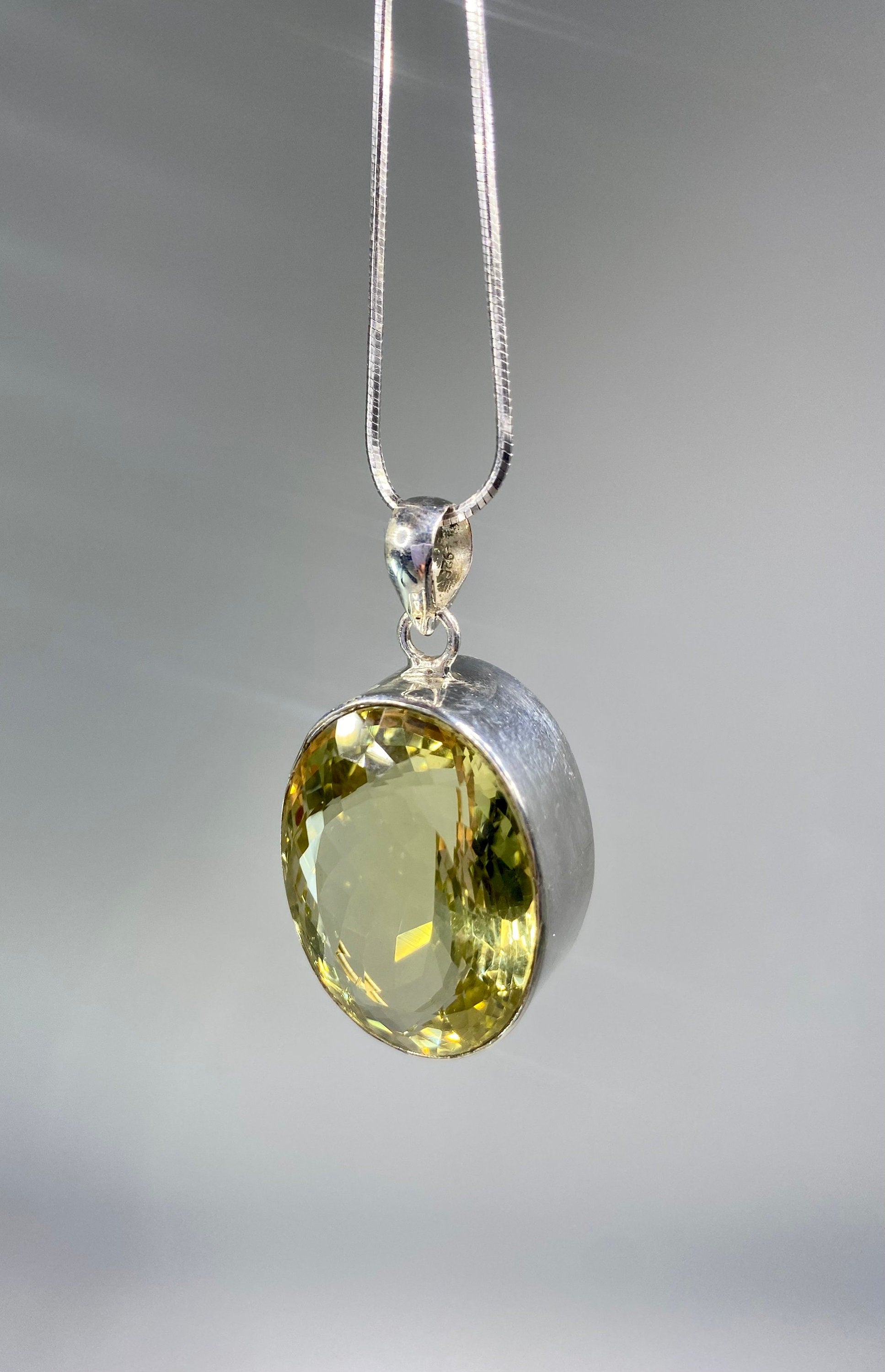 Citrine and Sterling Silver Pendant (M0523)