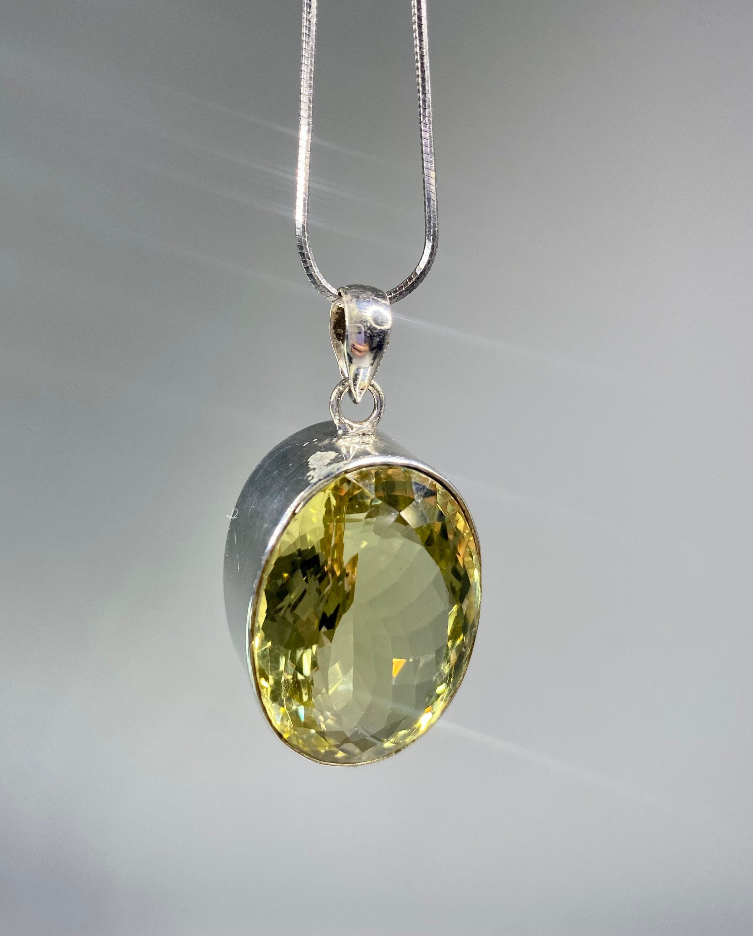 Citrine and Sterling Silver Pendant (M0523)