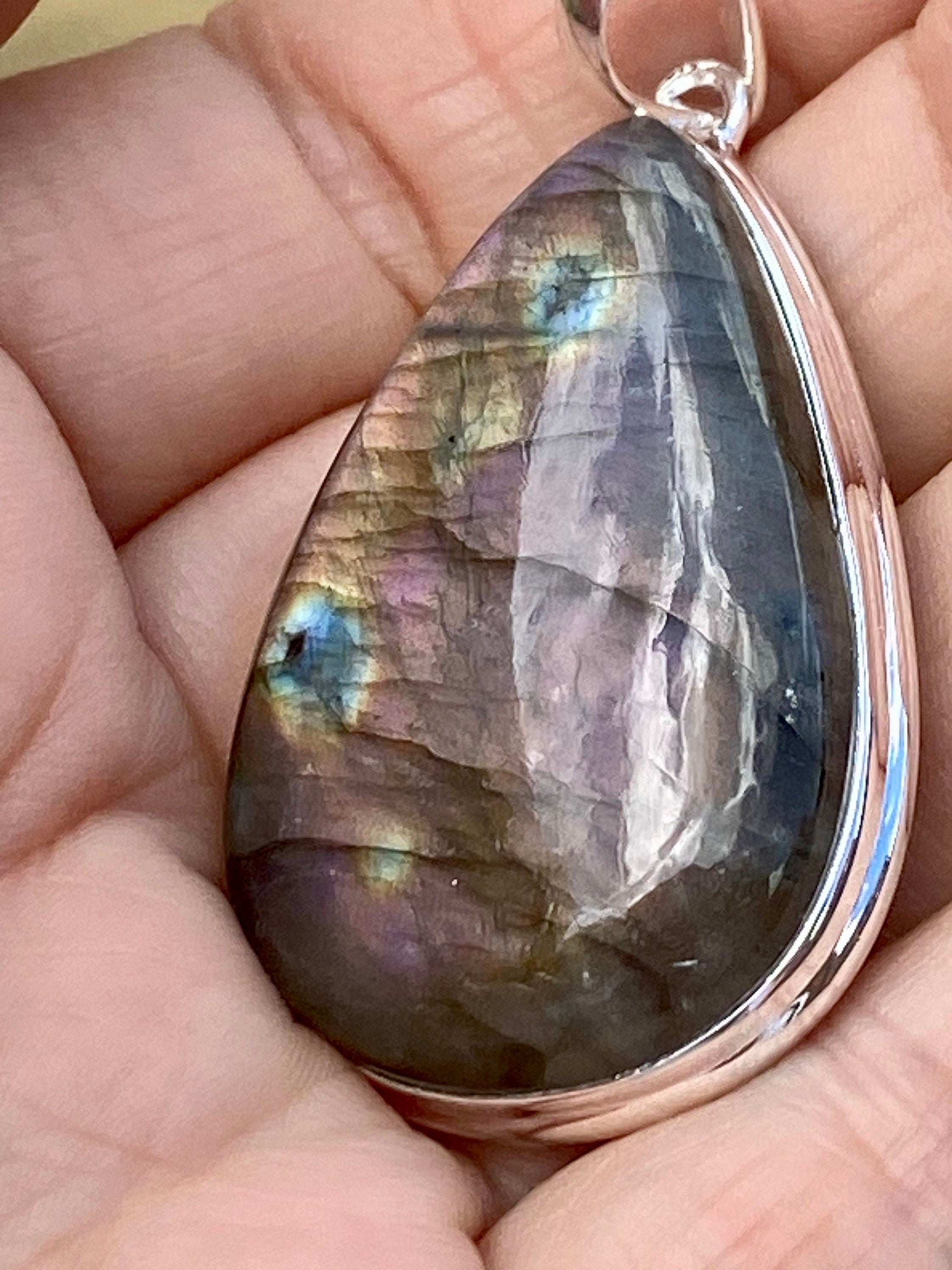 Grade A - Rare Purple Labradorite and Silver Pendant (UV7766)