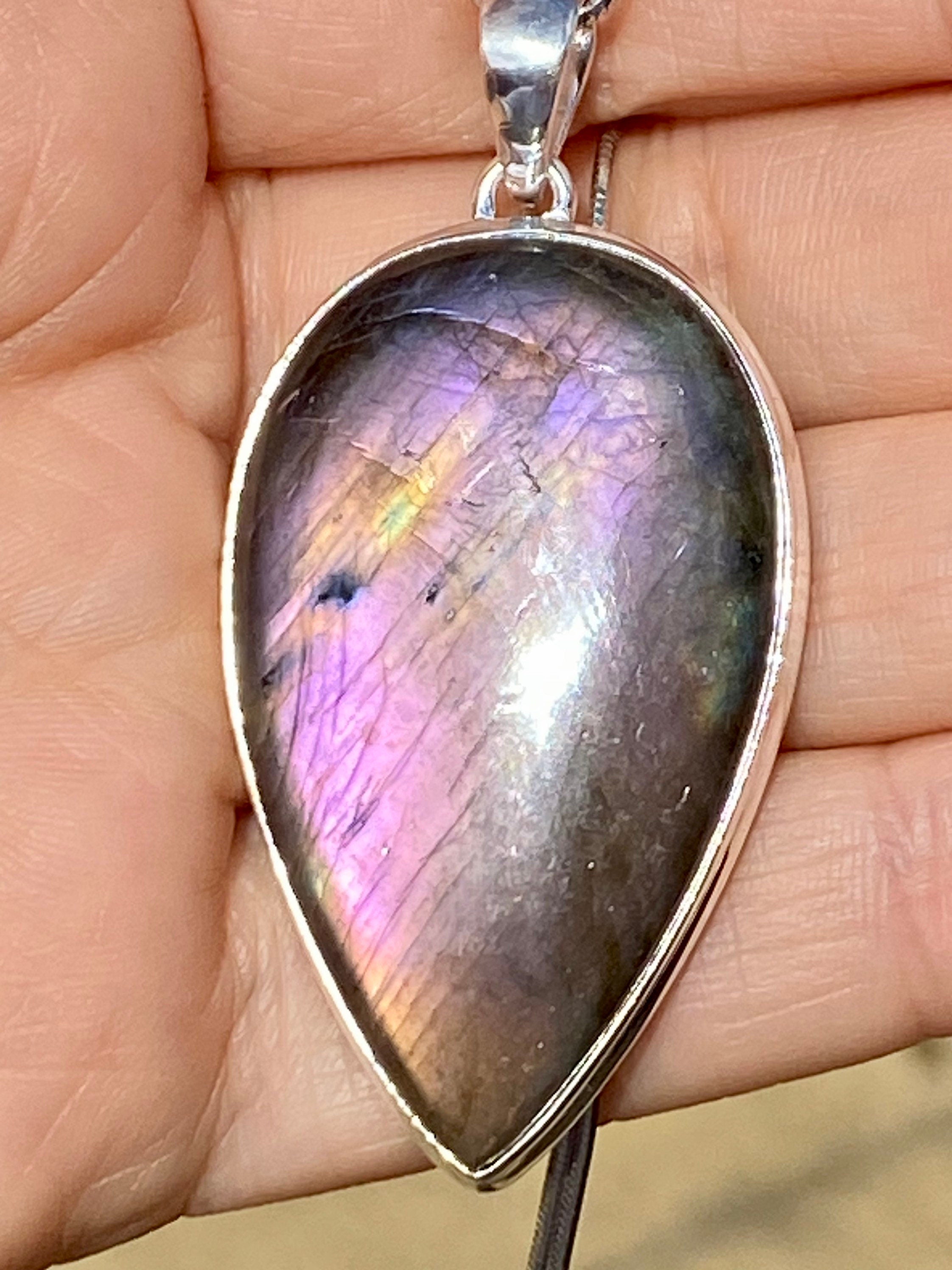 Grade A - Rare Purple Labradorite and Silver Pendant (GPFLP1)