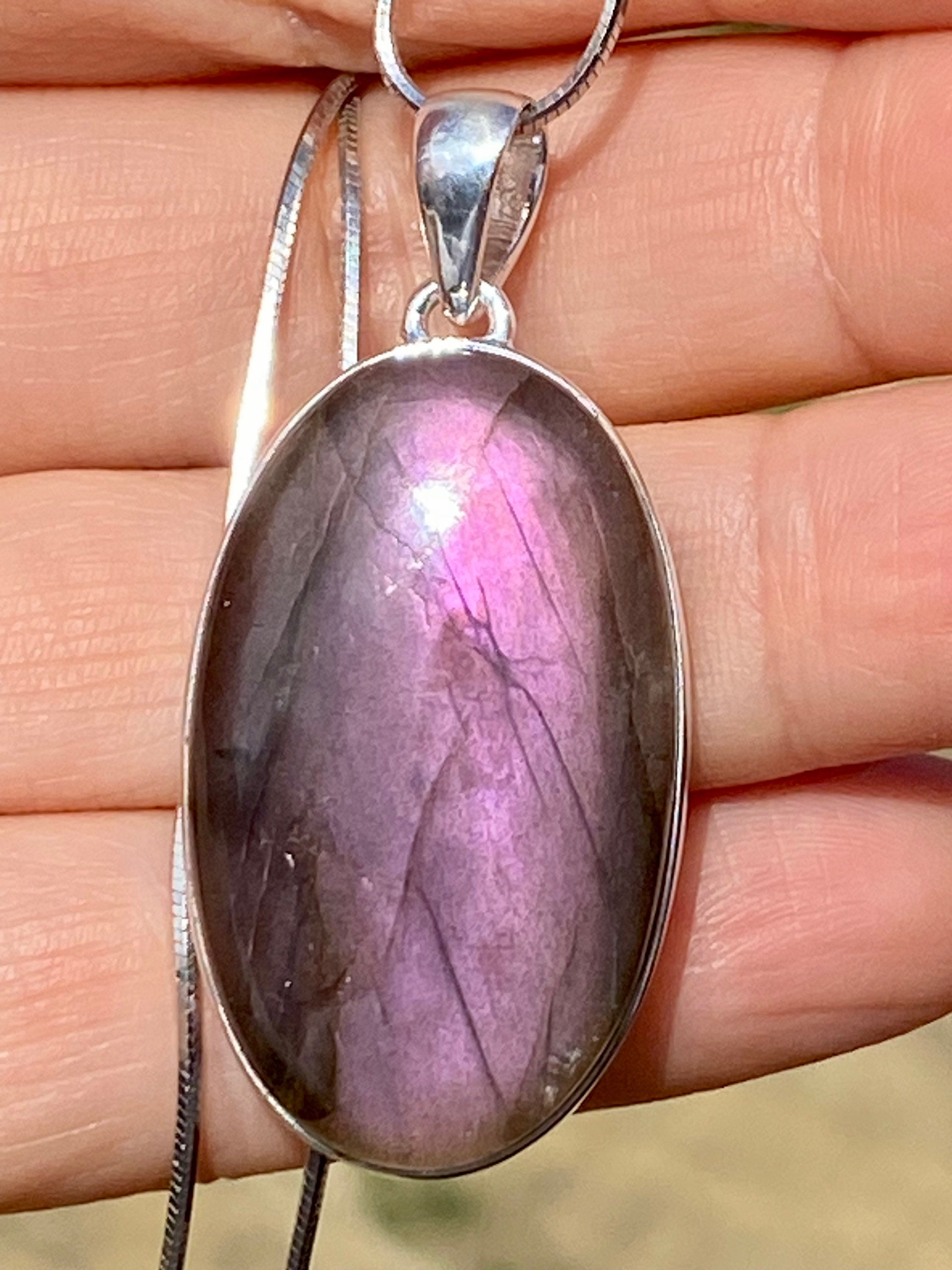 Grade A - Rare Purple Labradorite and Silver Pendant (GPFLP1)