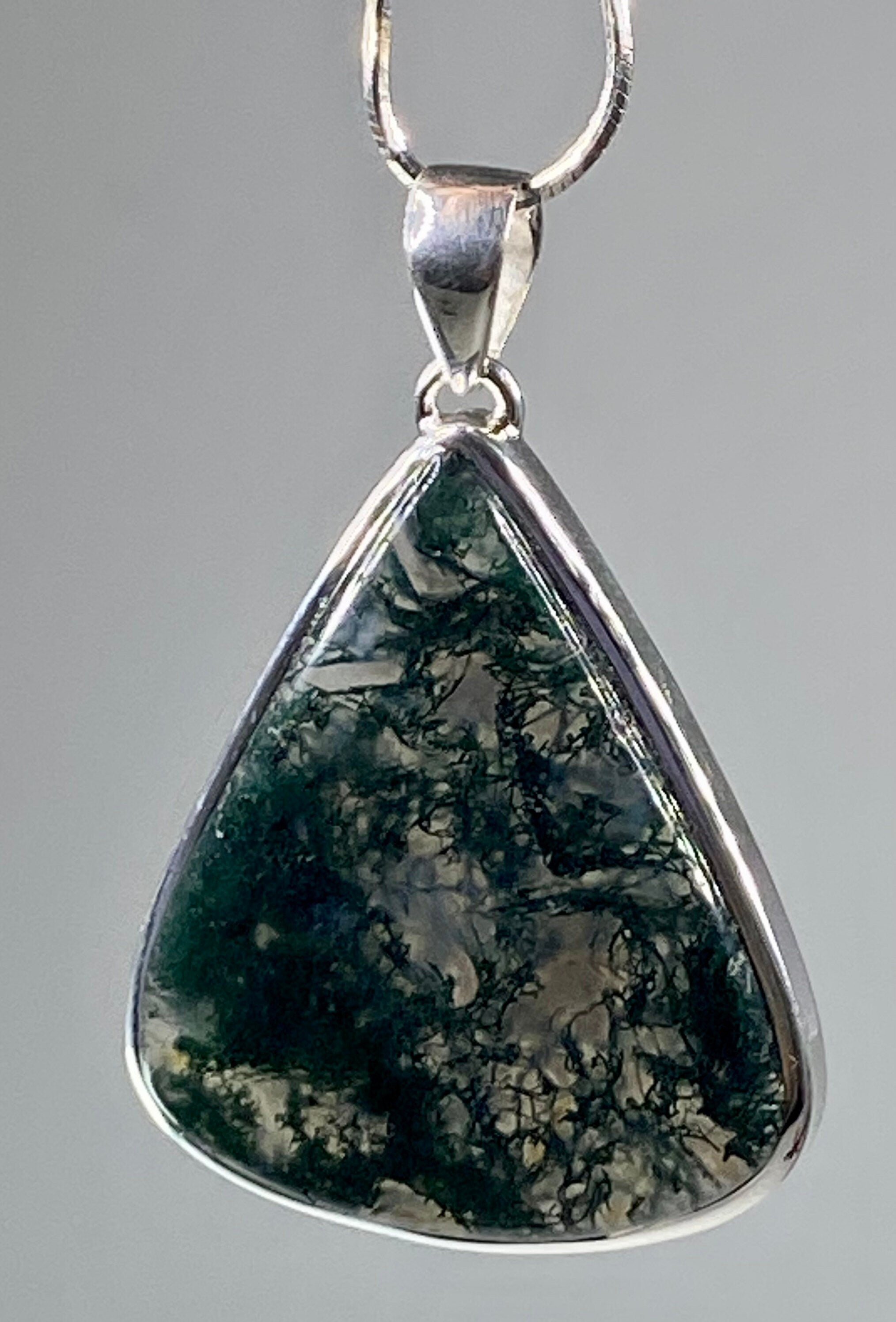 Moss Agate and Silver Pendant (UV1234)