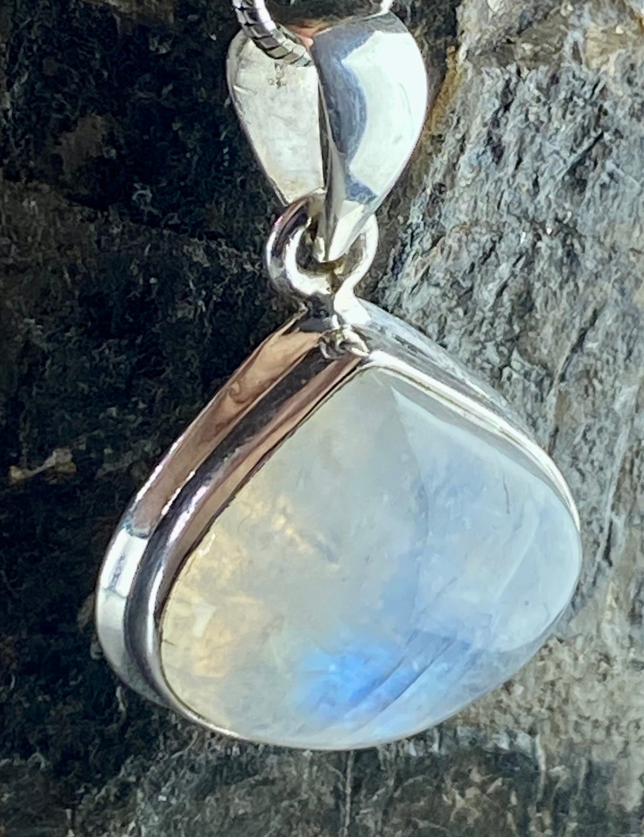 Blue Fire Moonstone and Silver Pendant (M0523)