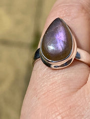 AAA Quality Labradorite and Silver Ring (UV1063)