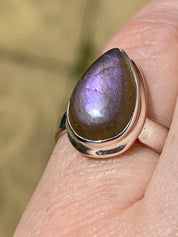 AAA Quality Labradorite and Silver Ring (UV1063)