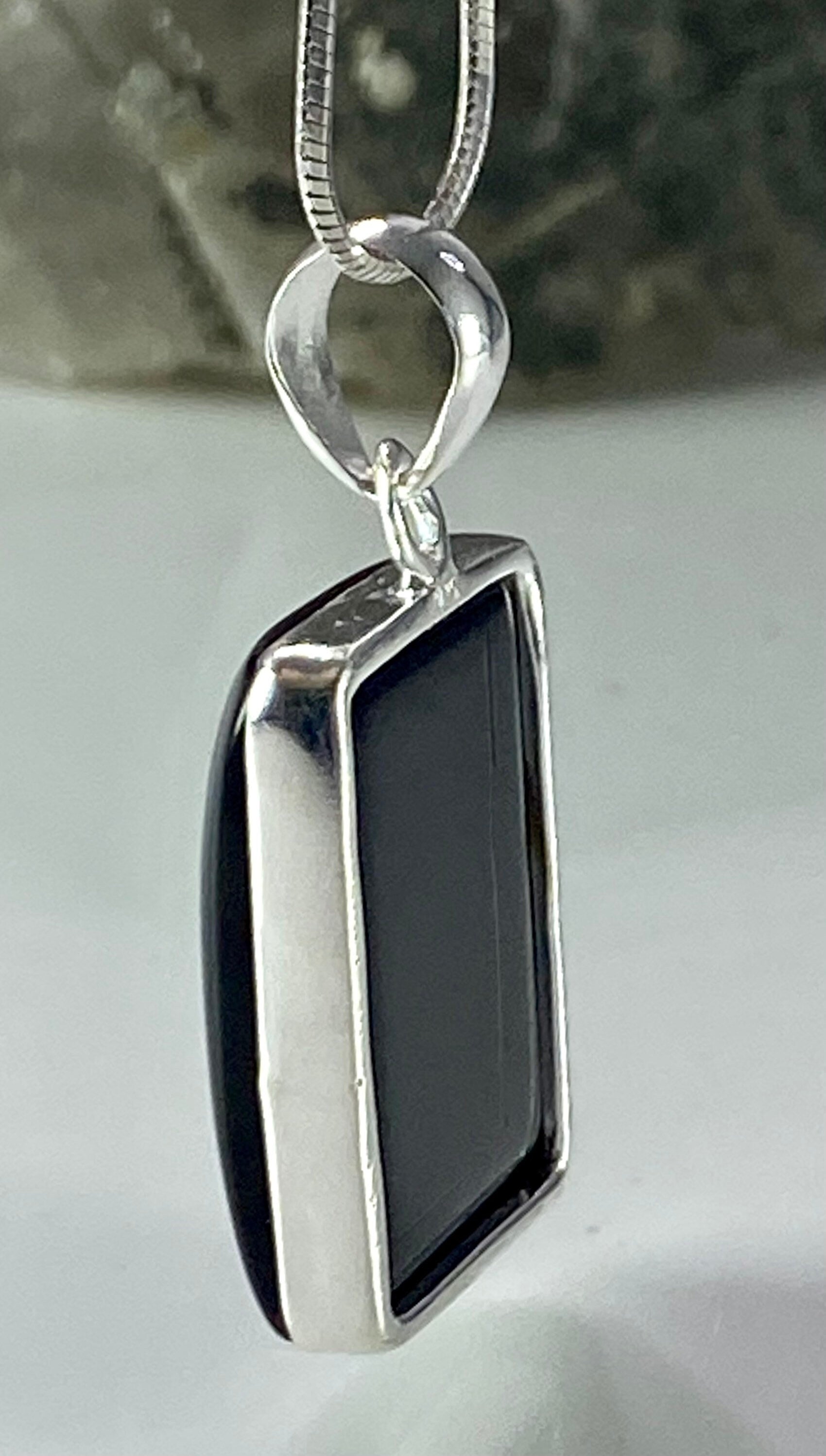 Hematite and Silver Pendant Including the Chain (M0523)