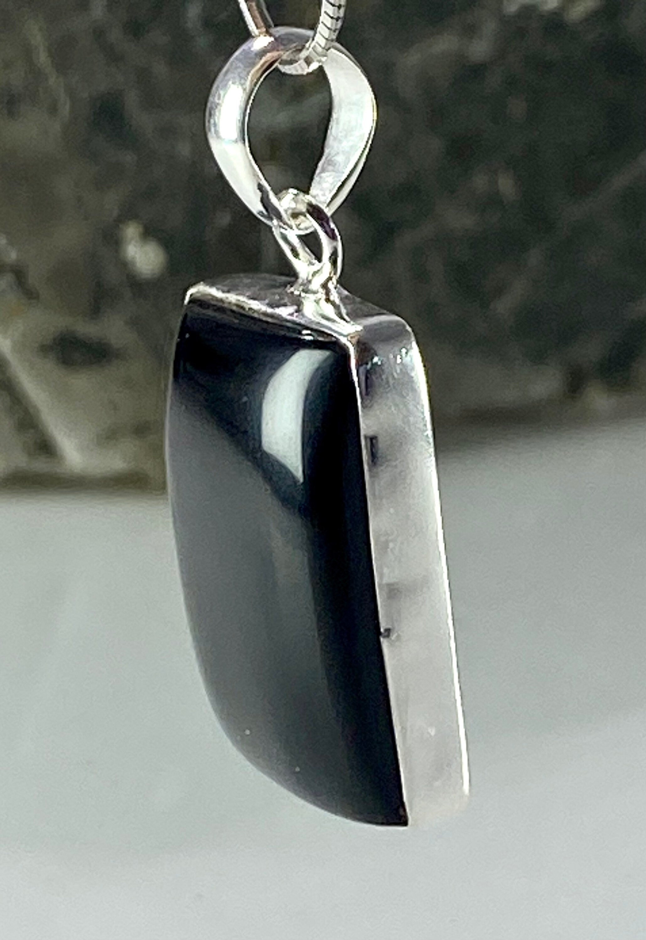 Hematite and Silver Pendant Including the Chain (M0523)