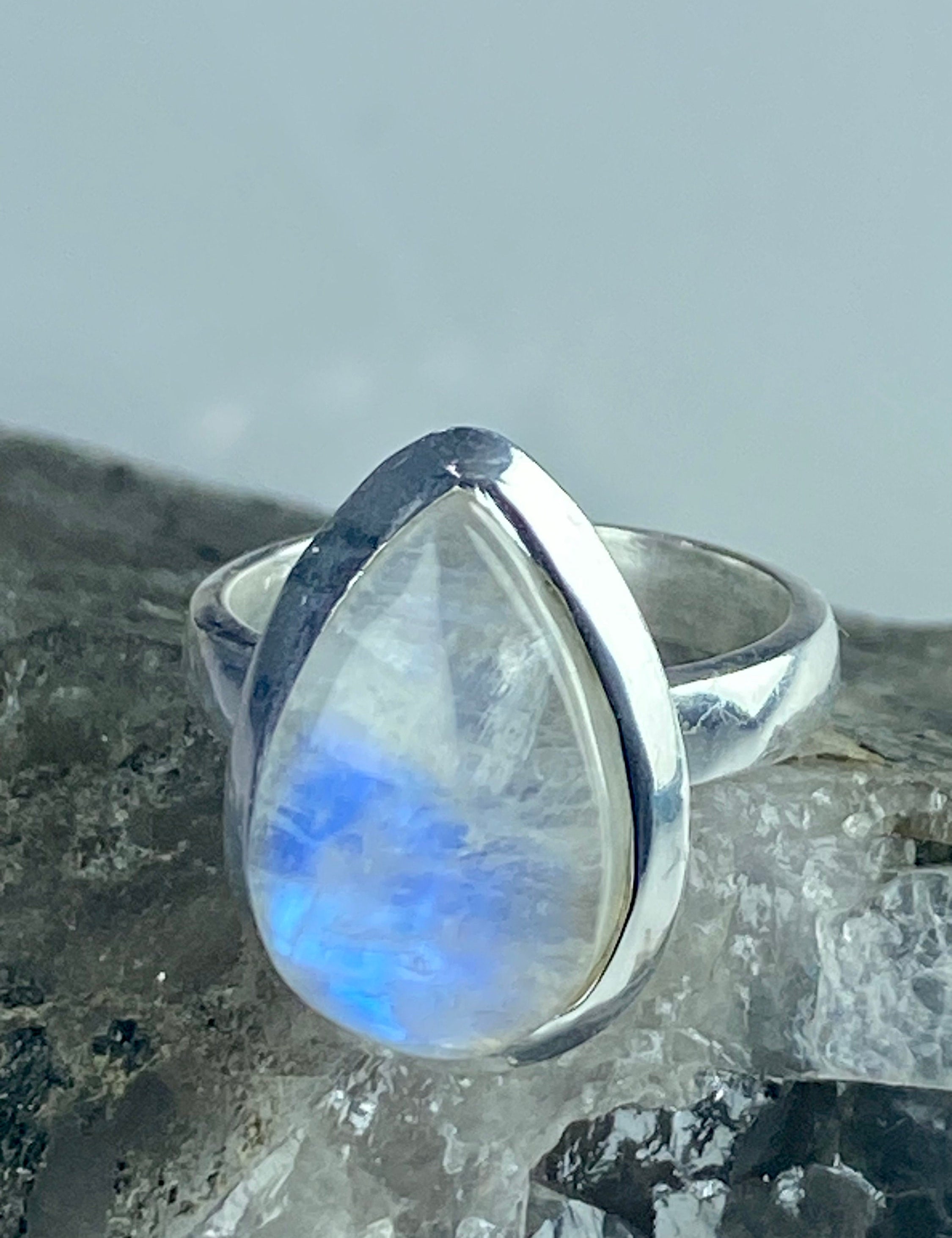 Blue Fire Moonstone and Sterling Silver Ring (M0523)