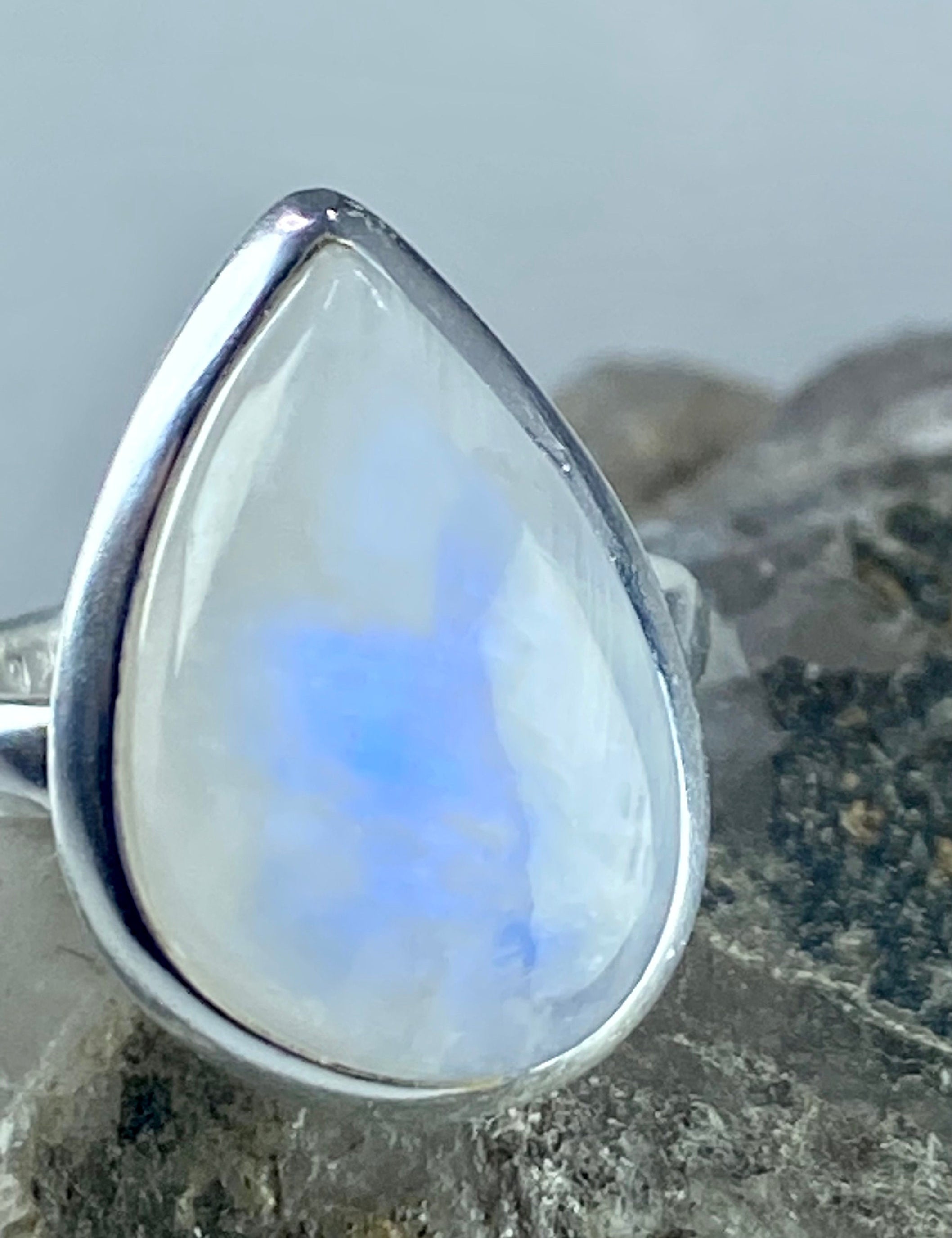 Blue Fire Moonstone and Sterling Silver Ring (M0523)