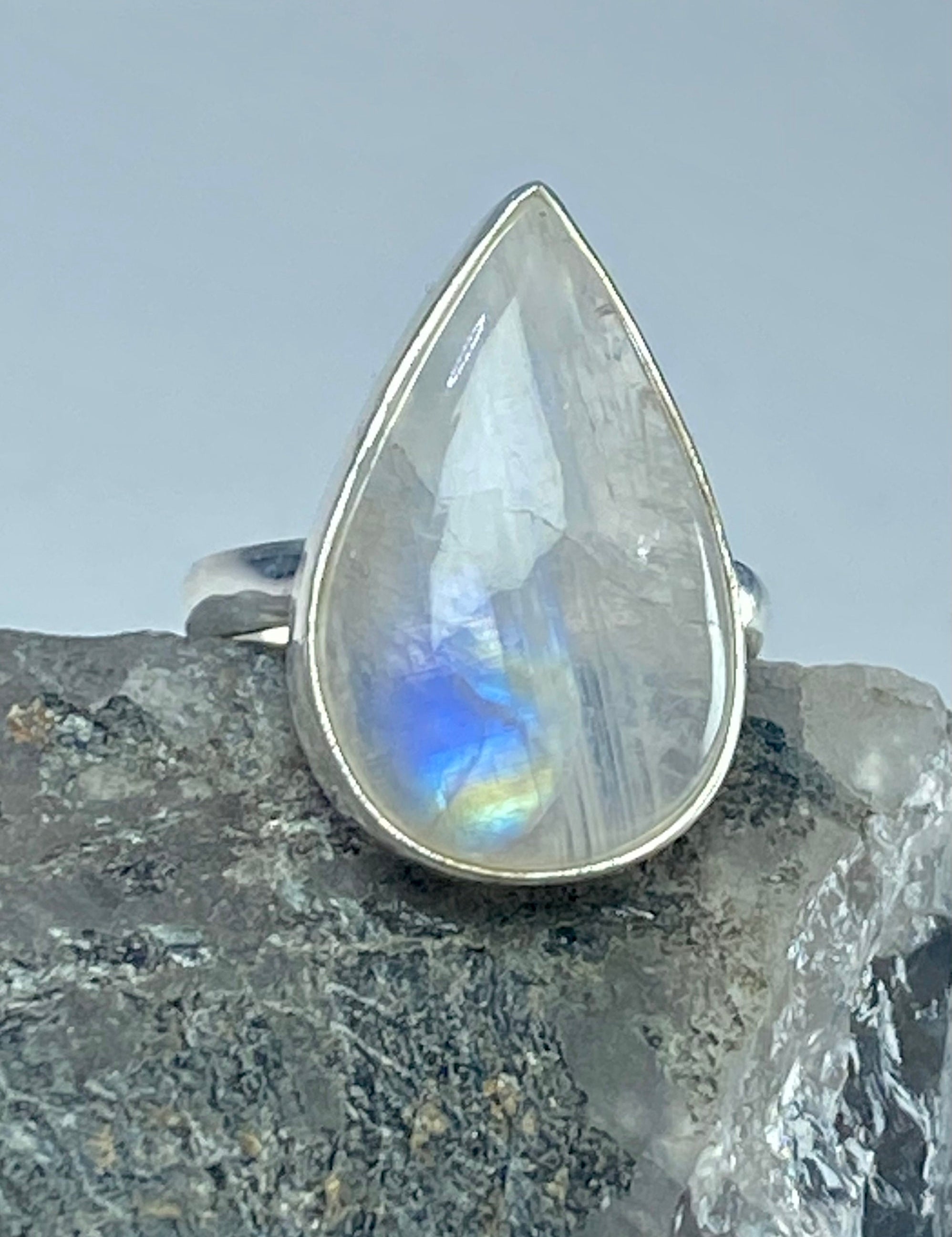 Blue Fire Moonstone and Sterling Silver Ring (M0523)