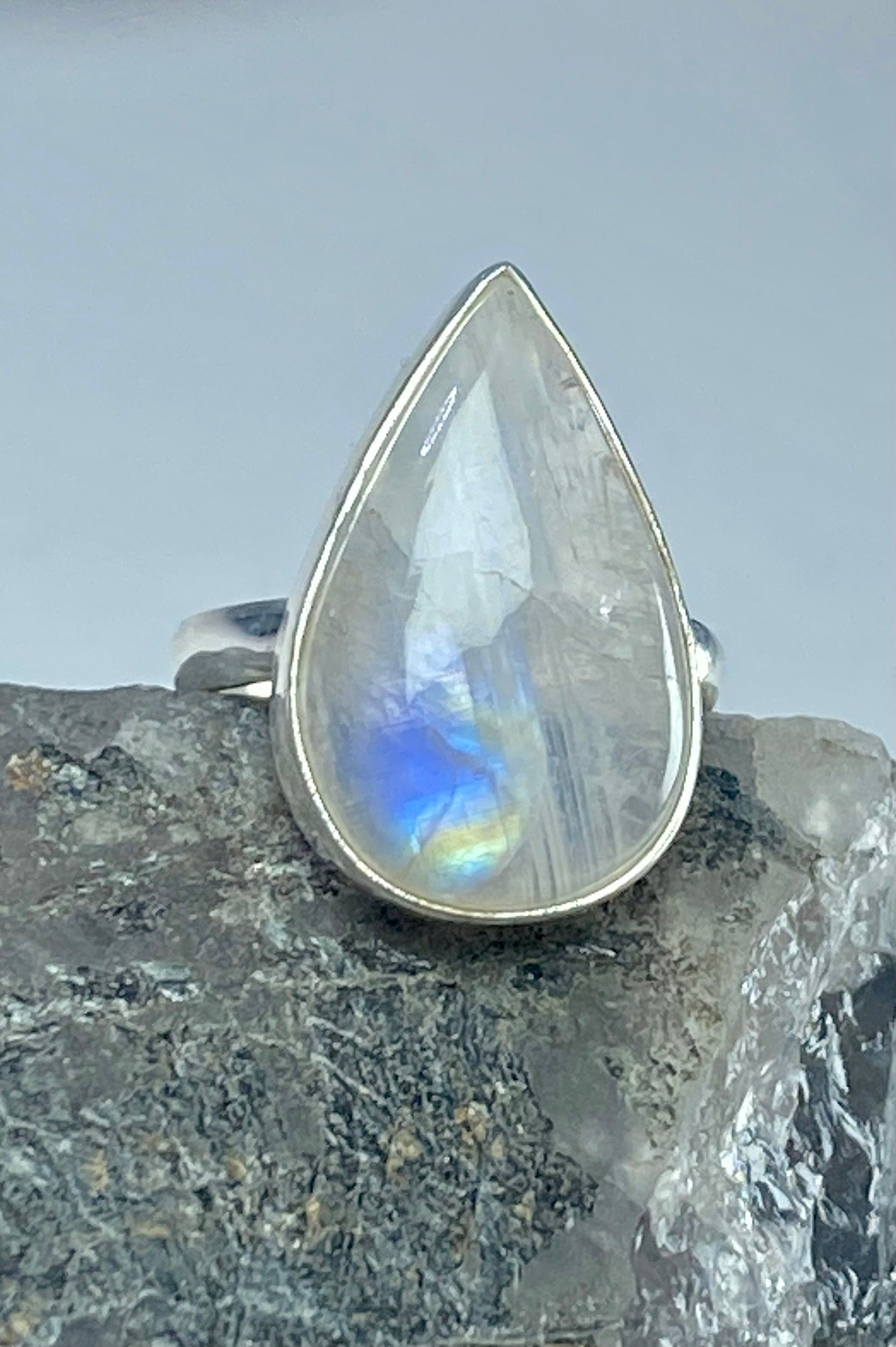 Blue Fire Moonstone and Sterling Silver Ring (M0523)