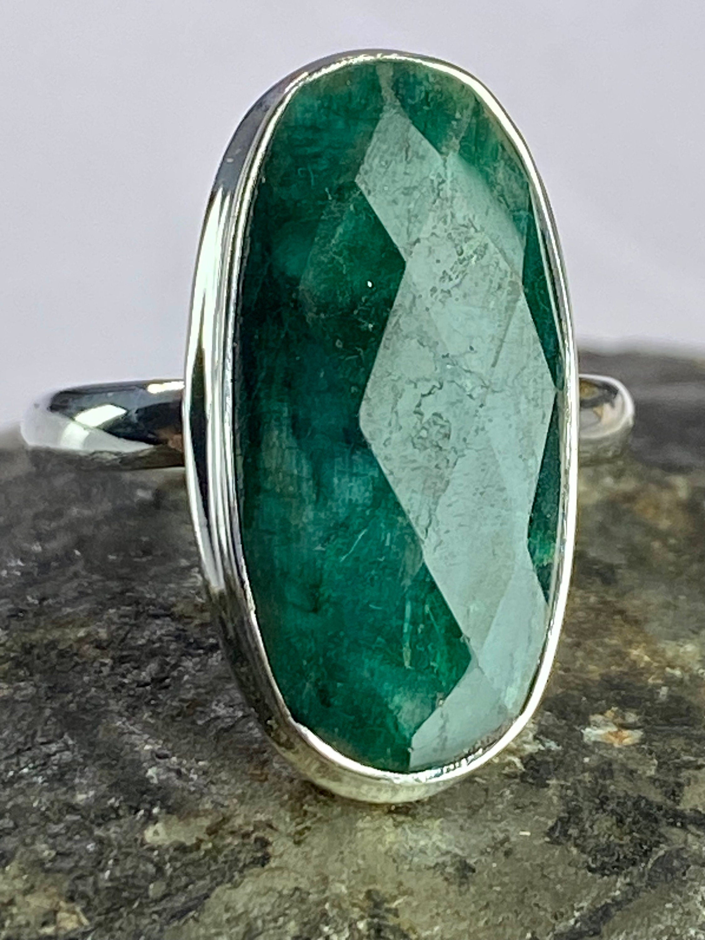 Raw Faceted Emerald and Silver Ring(M09)