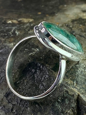 Raw Faceted Emerald and Silver Ring(M09)