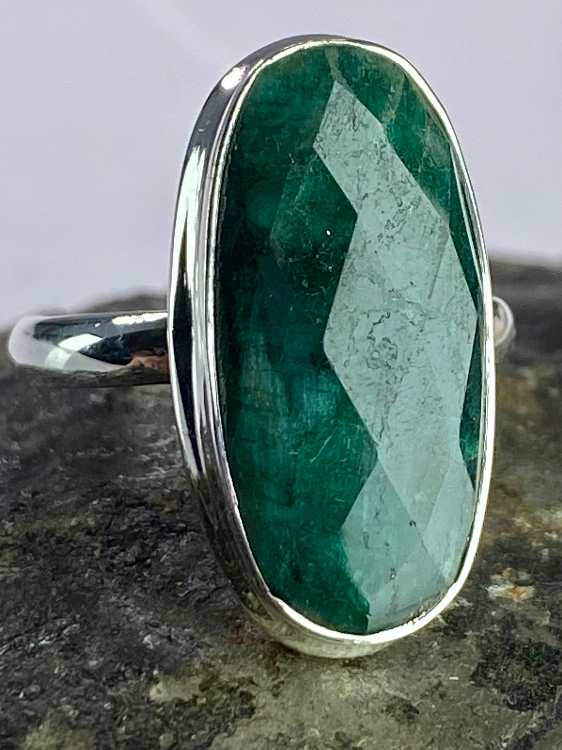 Raw Faceted Emerald and Silver Ring(M09)