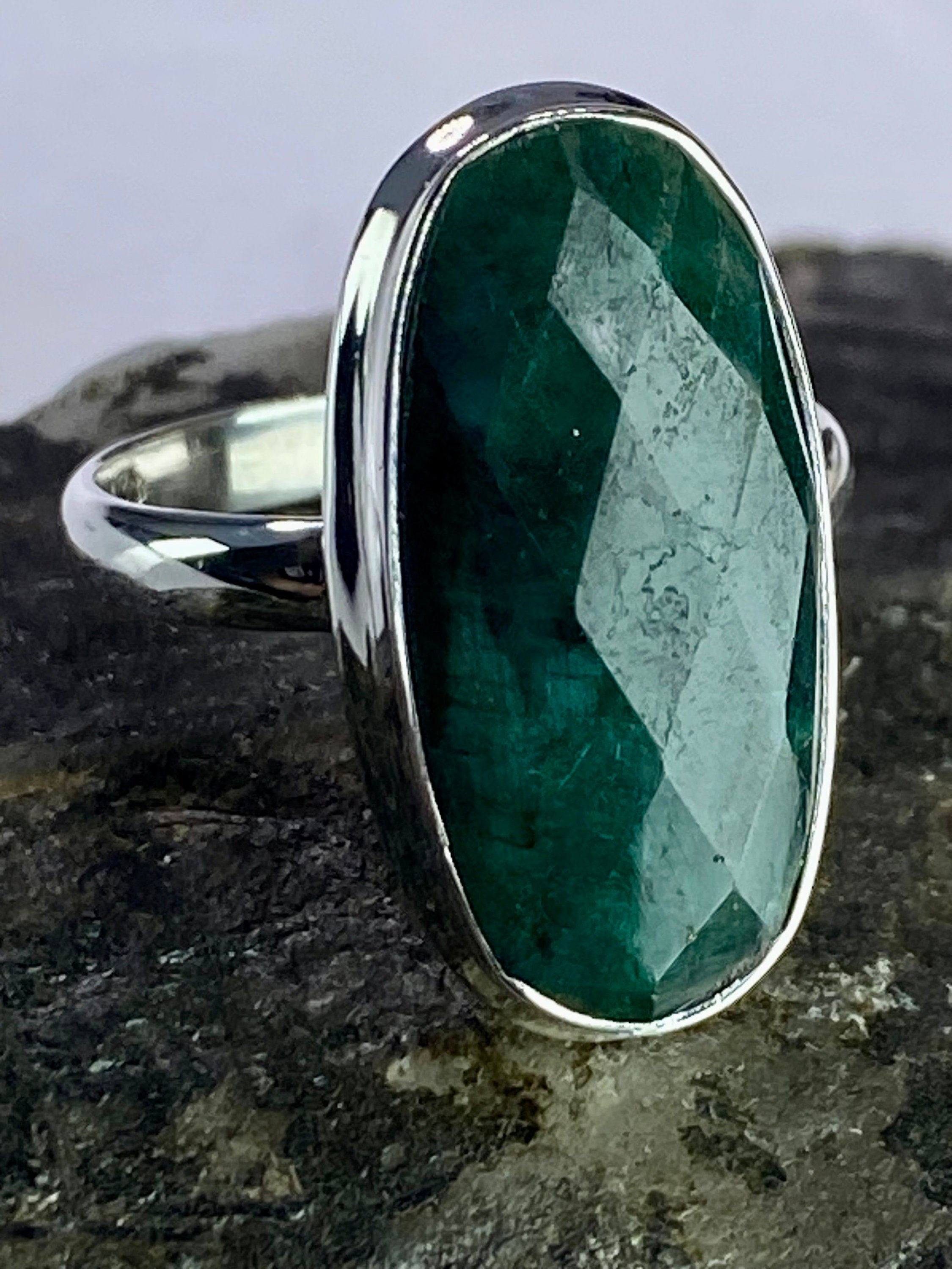 Raw Faceted Emerald and Silver Ring(M09)