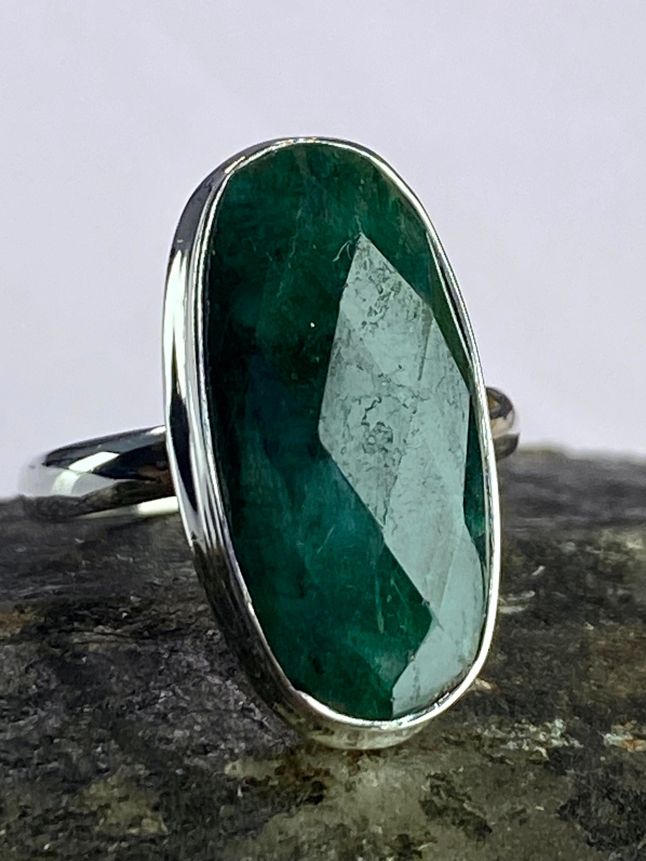 Raw Faceted Emerald and Silver Ring(M09)