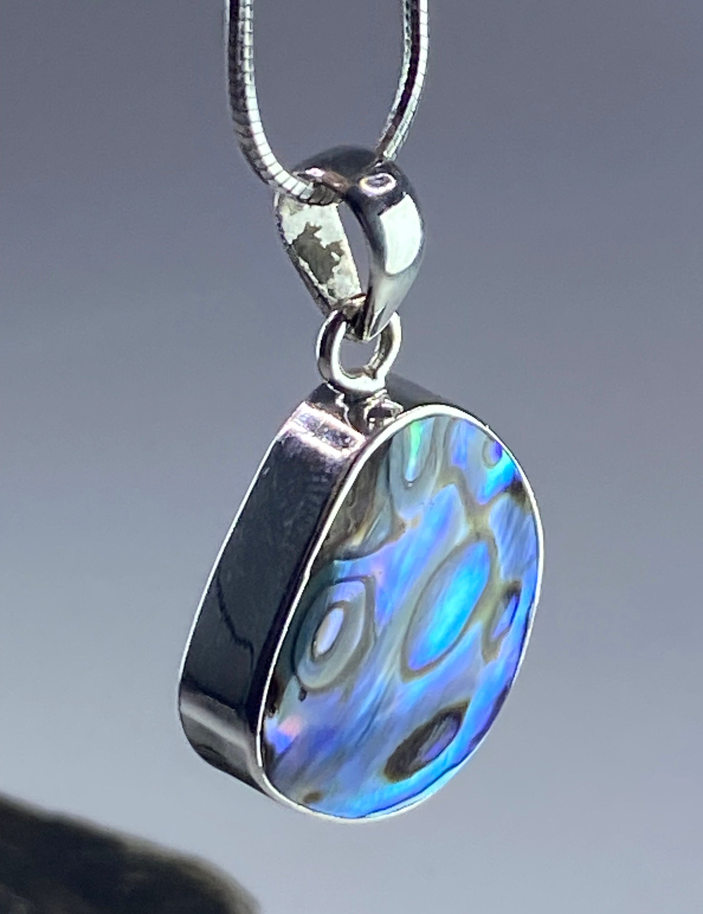 Superb Quality Natural Abalone and Silver Pendant (M03)