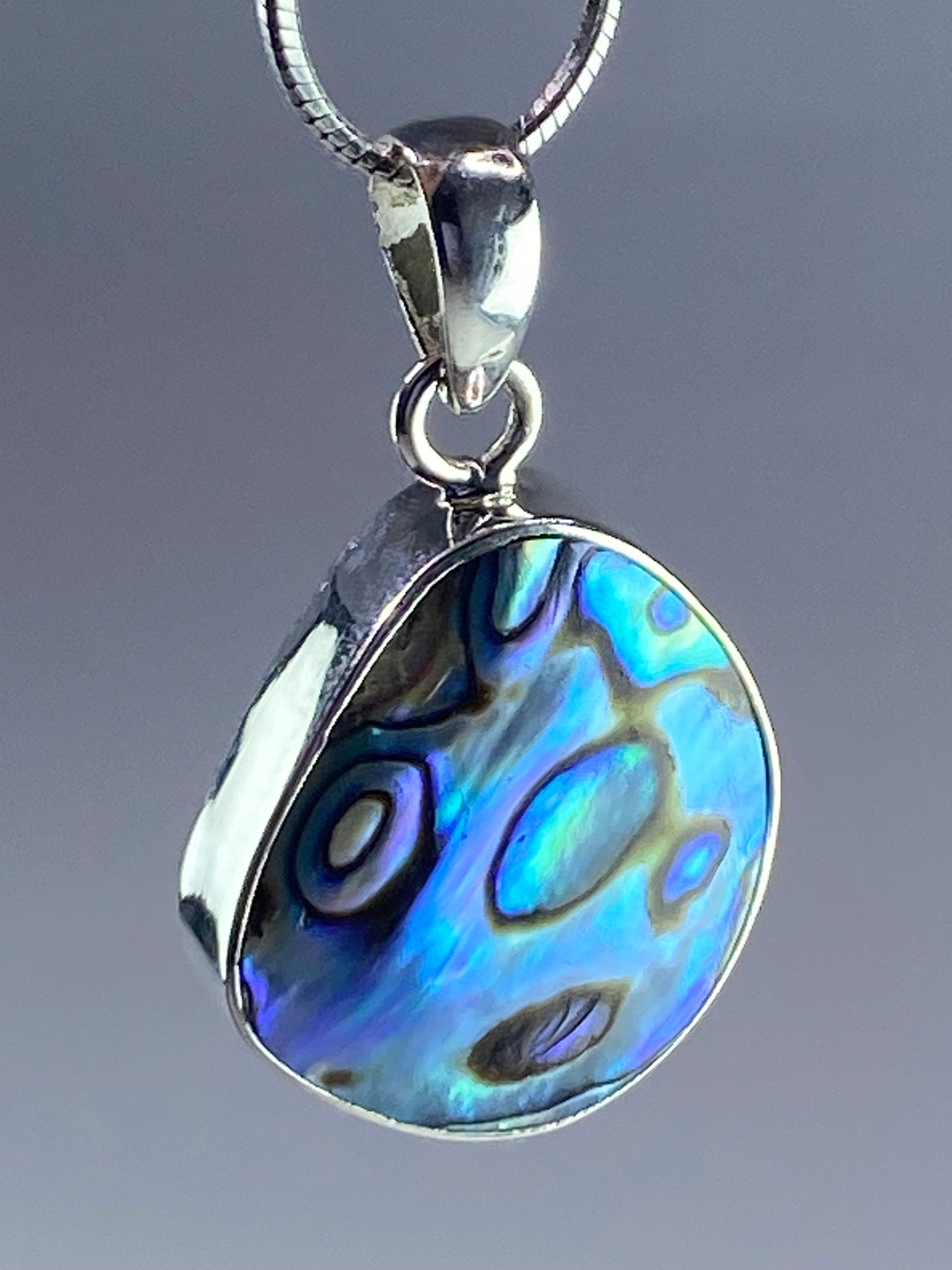 Superb Quality Natural Abalone and Silver Pendant (M03)
