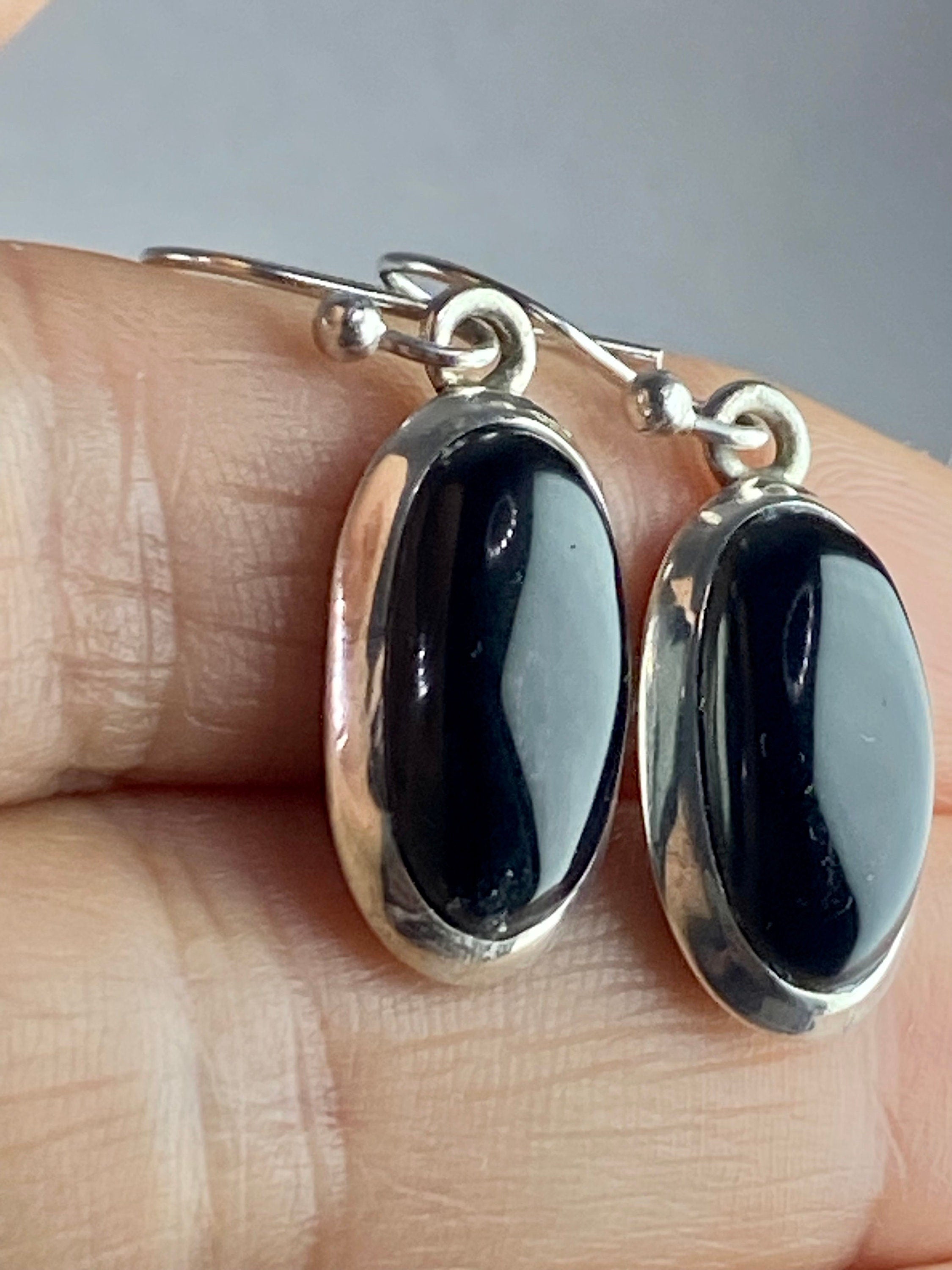 Black Onyx and Silver Earrings (M09)