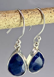 Raw Sapphire and Silver Dangle Earrings (YM)