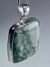 Moss Agate and Silver Pendant (UV1270)