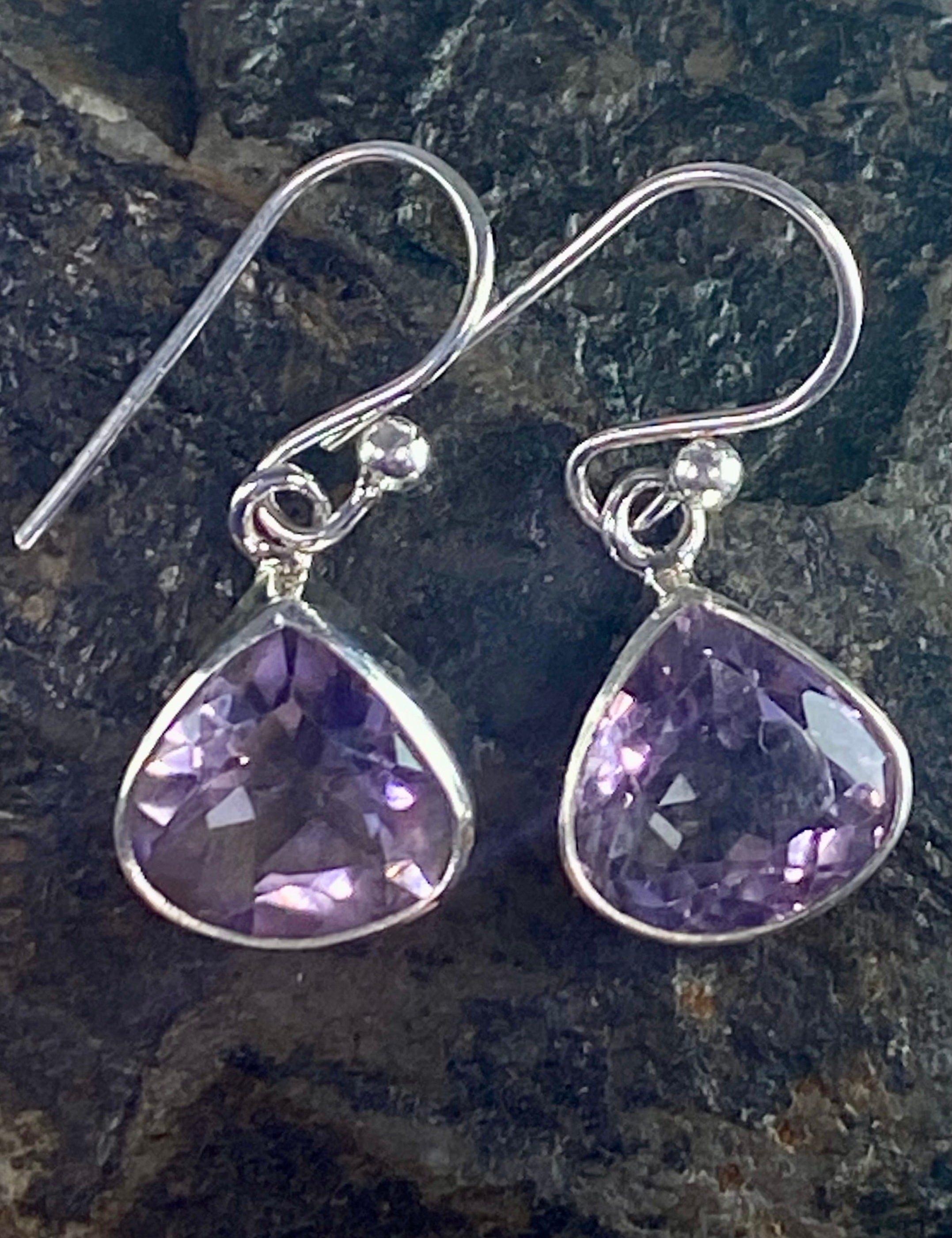 Purple Amethyst and Sterling Silver Drop Earrings (M094)