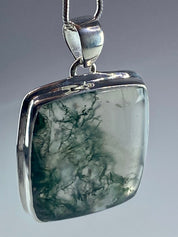 Moss Agate and Silver Pendant (UV1270)