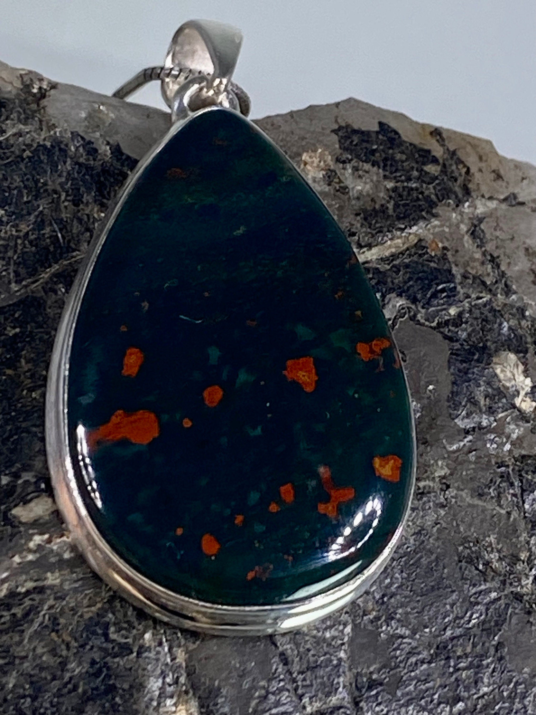 African Dragon Bloodstone and Silver Pendant (UV1477)