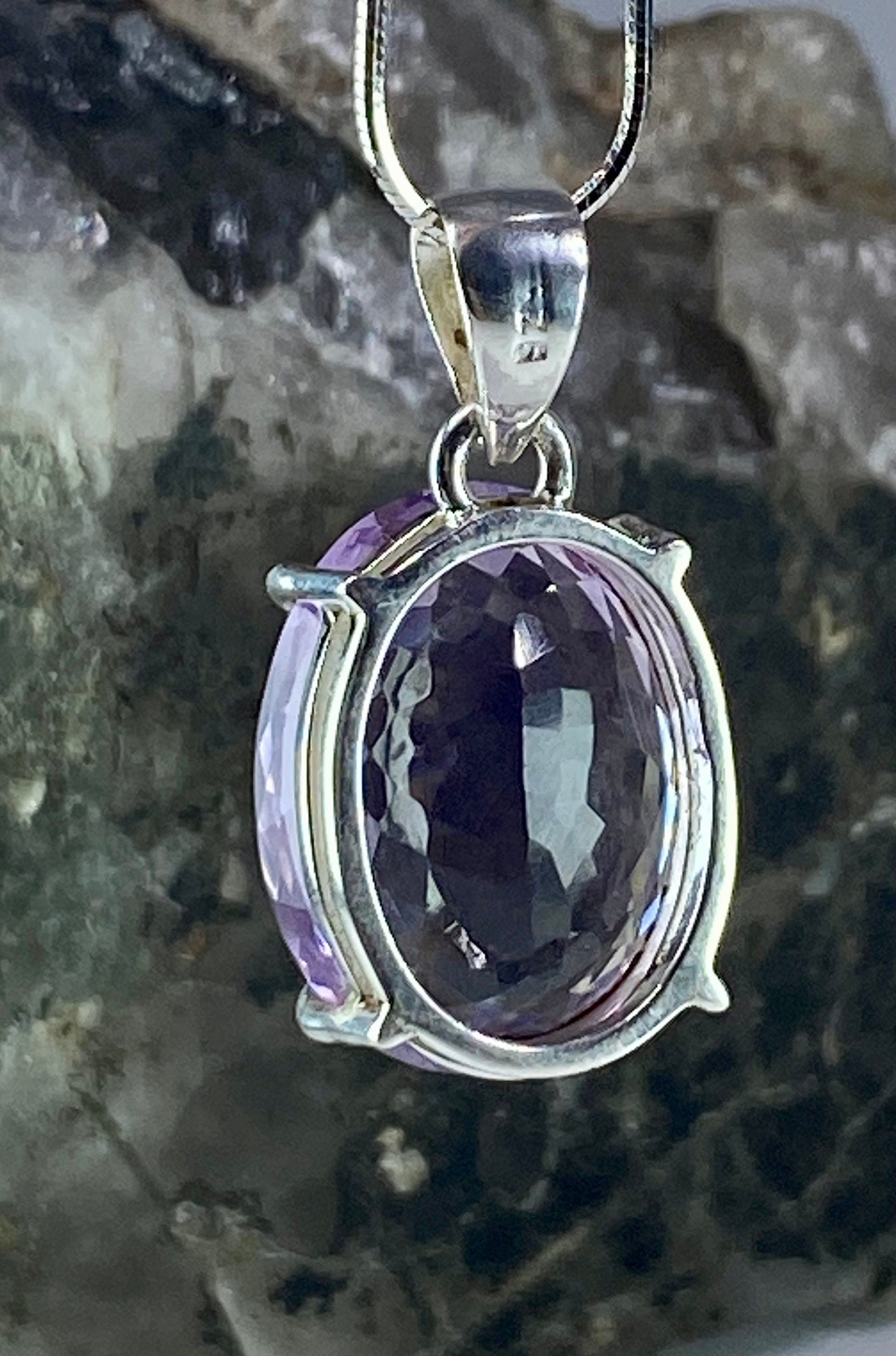 Purple Amethyst and Sterling Silver Pendant (M15)