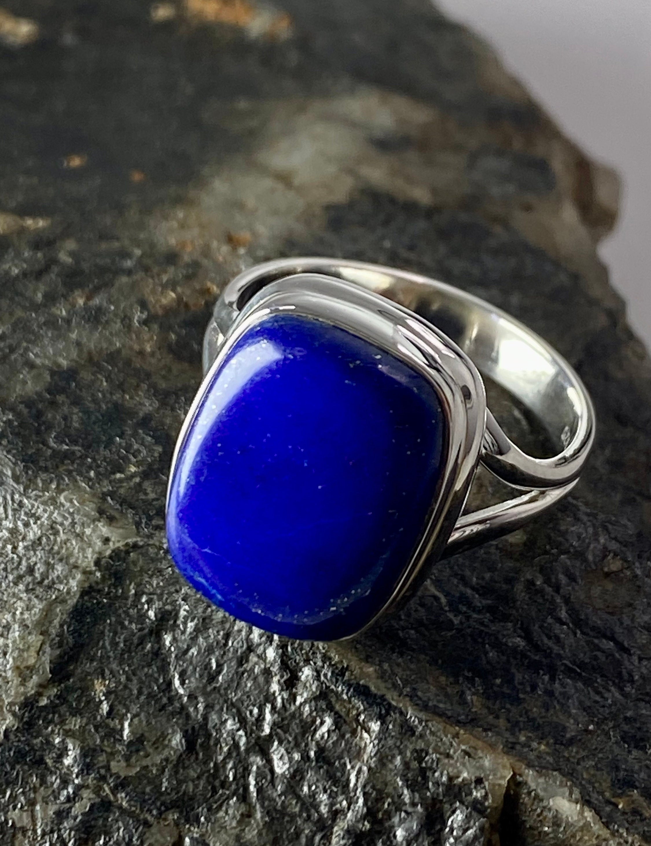 Natural Lapis Lazuli and Silver Ring (UV2798)