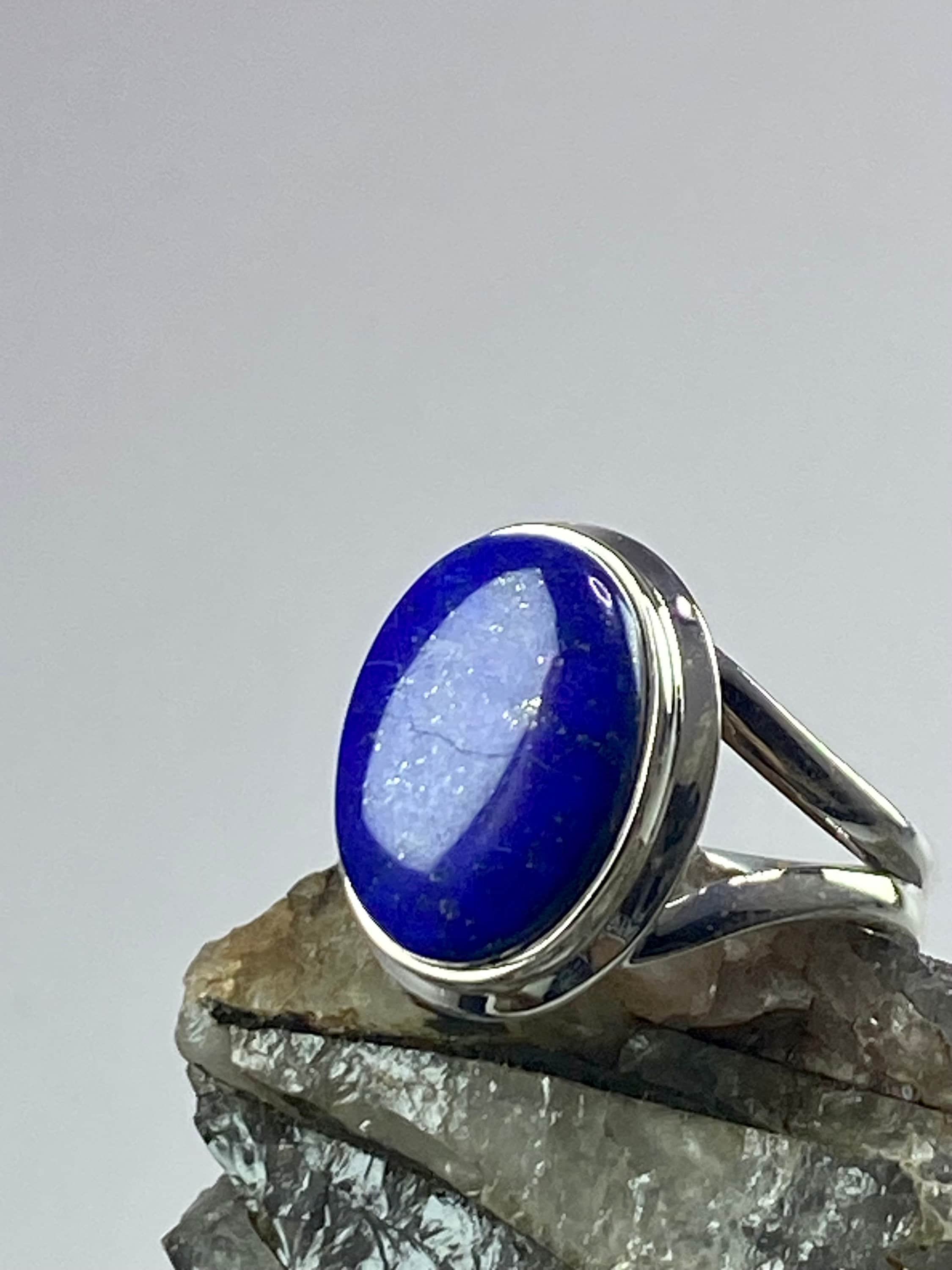 Natural Lapis Lazuli and Silver Ring (UV2776)