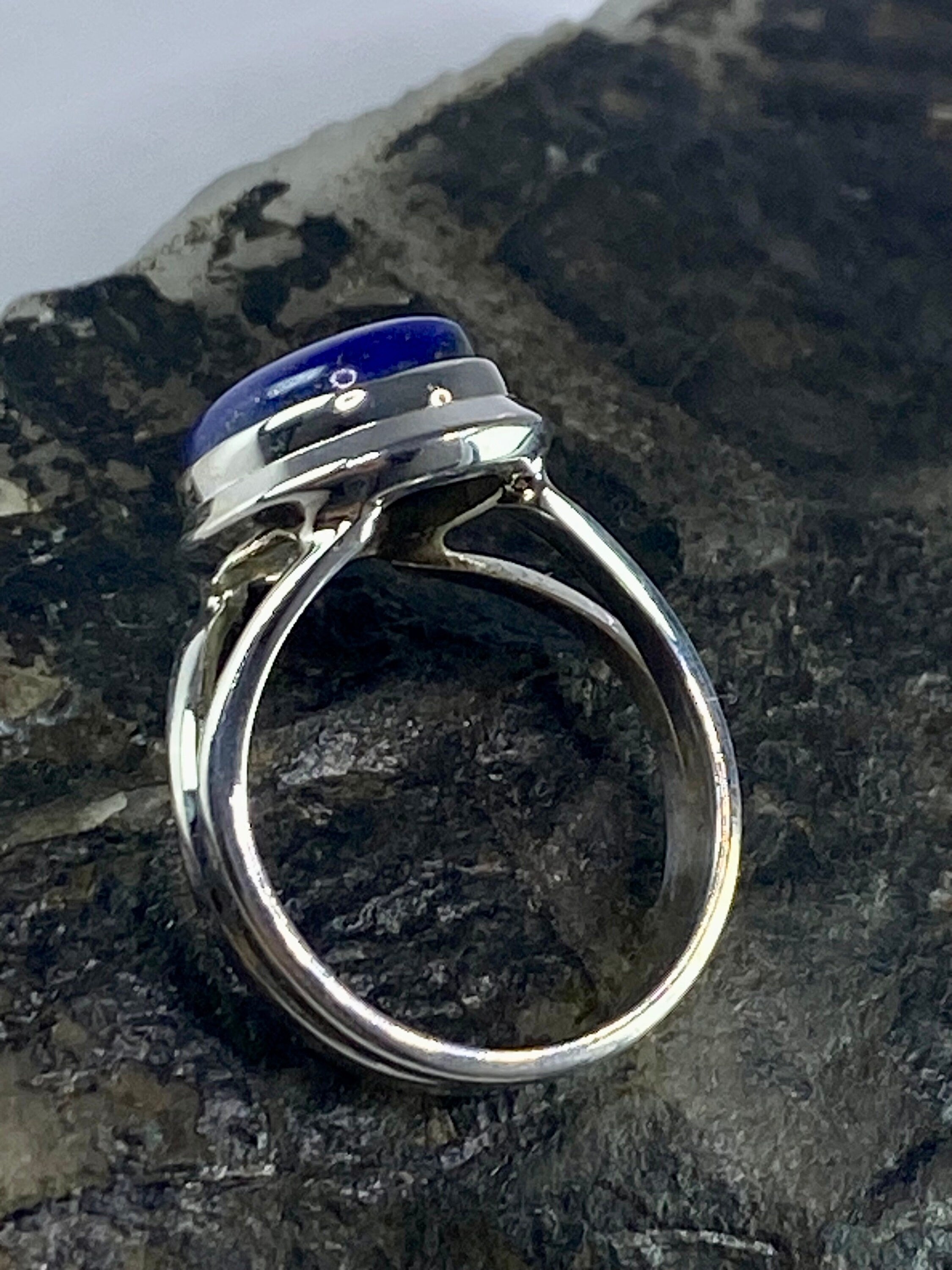 Natural Lapis Lazuli and Silver Ring (UV2776)